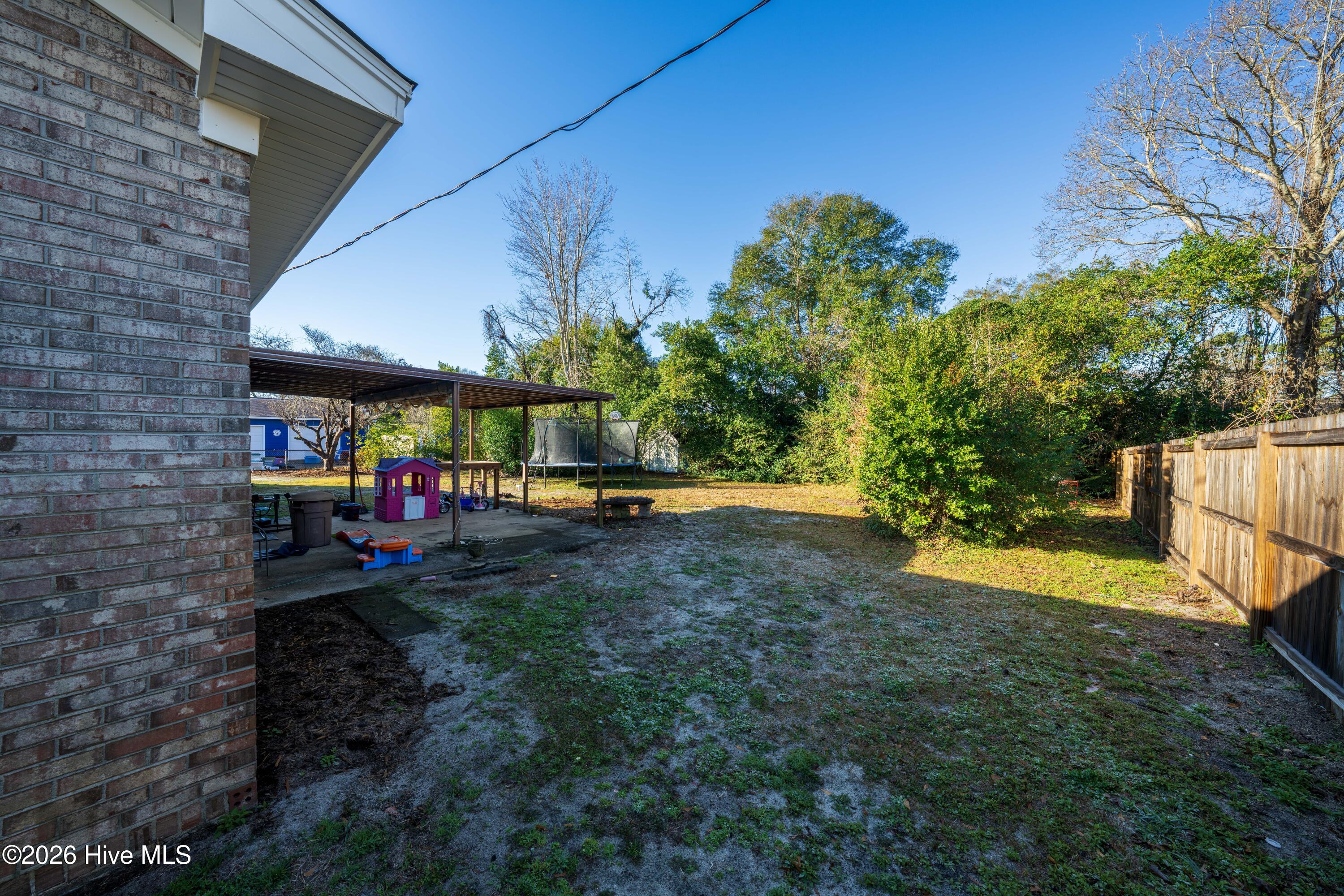 100550611 | Photo 20