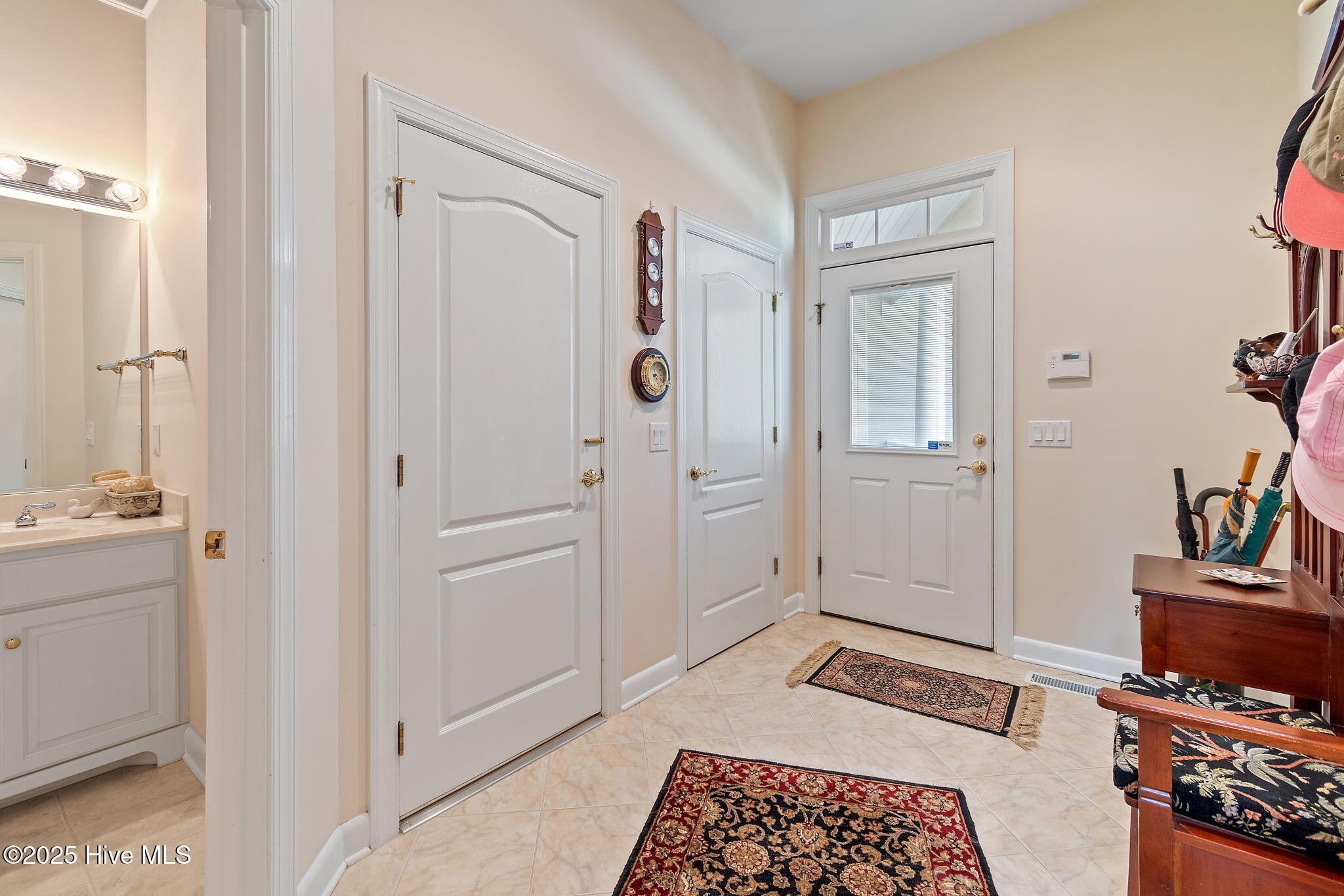 100498413 | Photo 58