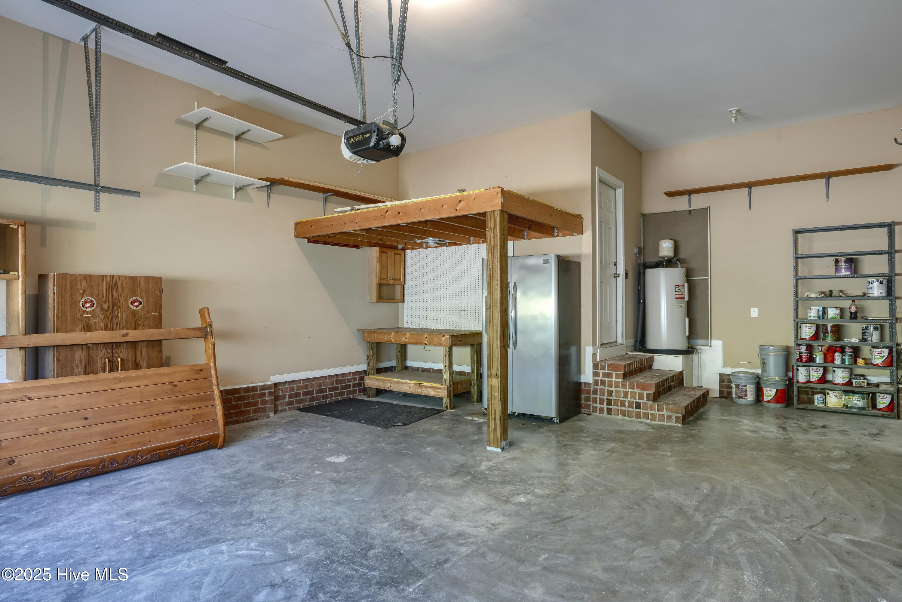 100554842 | Photo 29