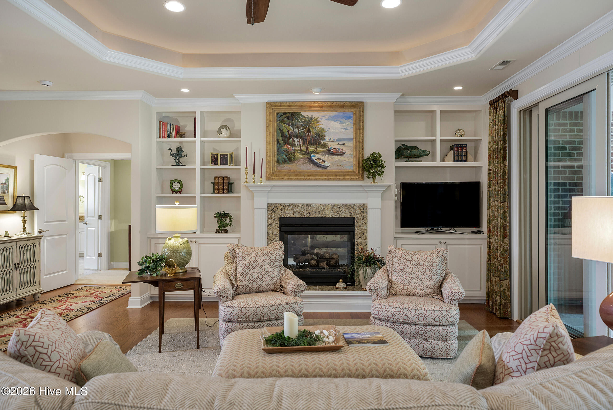 100563471 | Photo 11