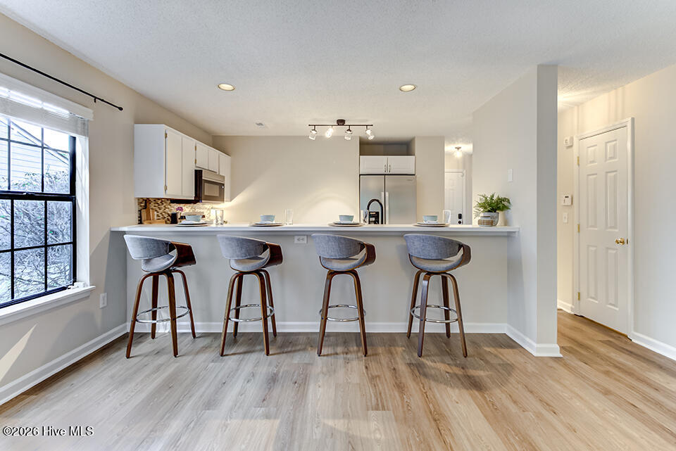 100565987 | Photo 13