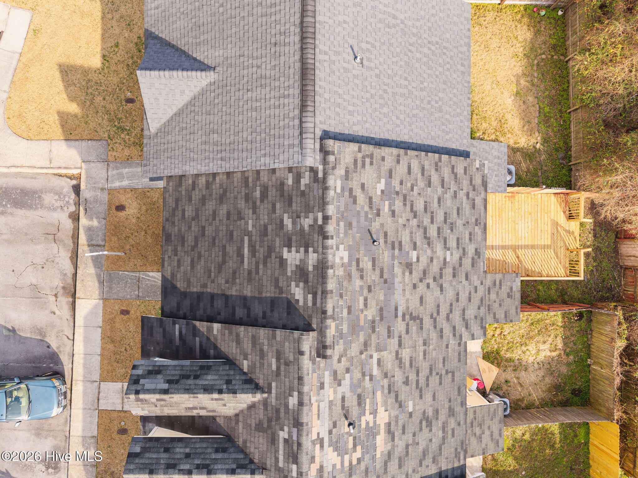 100553765 | Photo 41