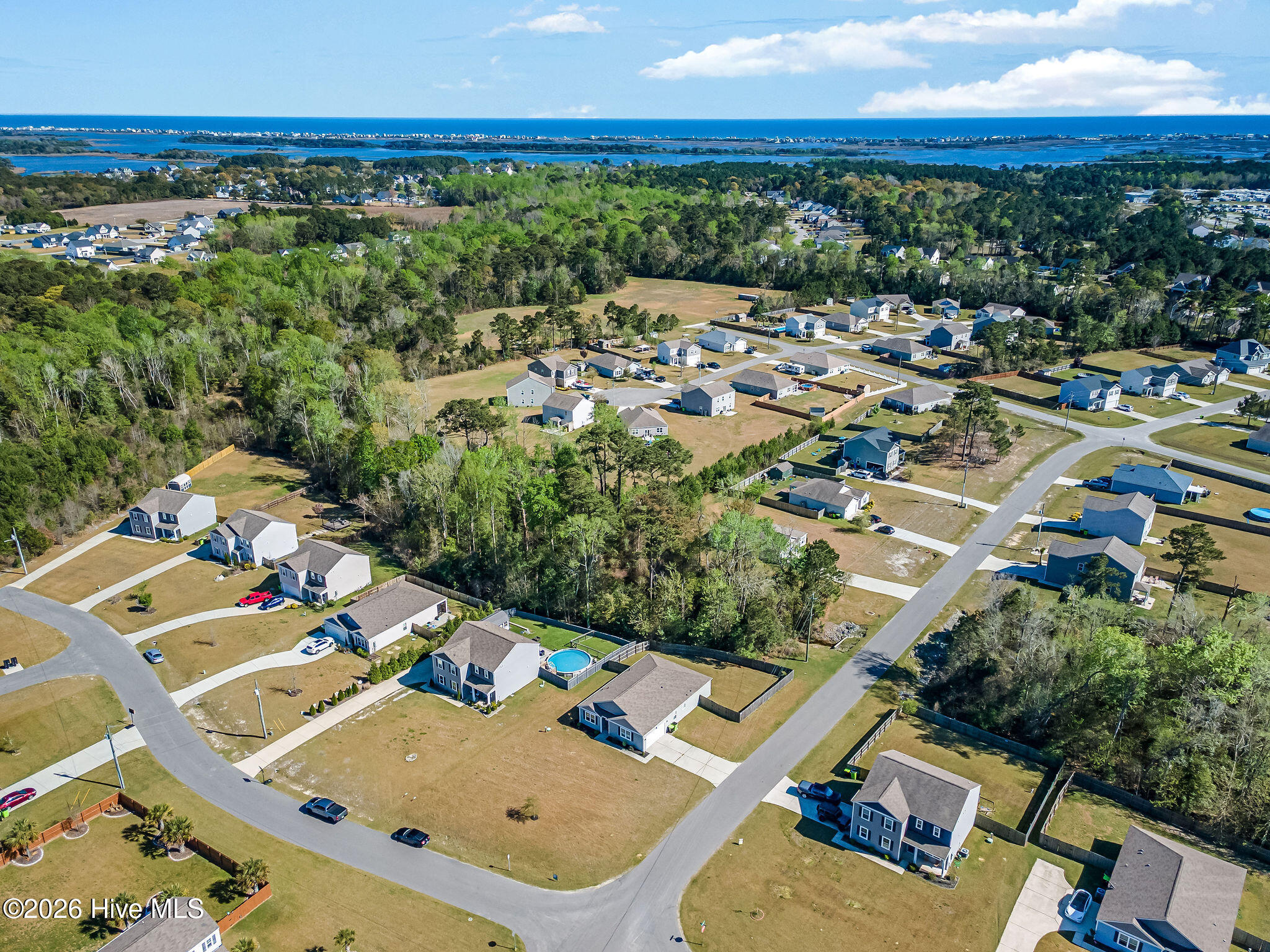 100562701 | Photo 65