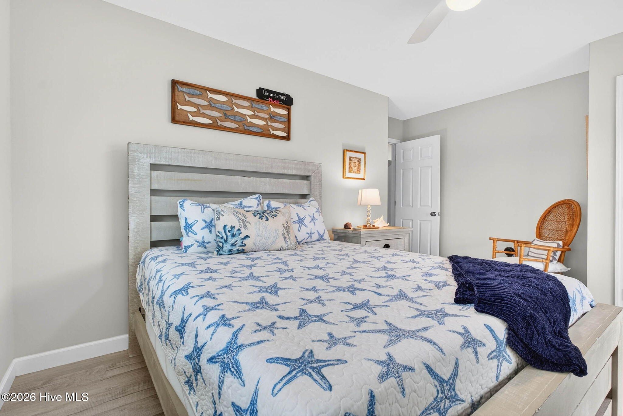 100565816 | Photo 26