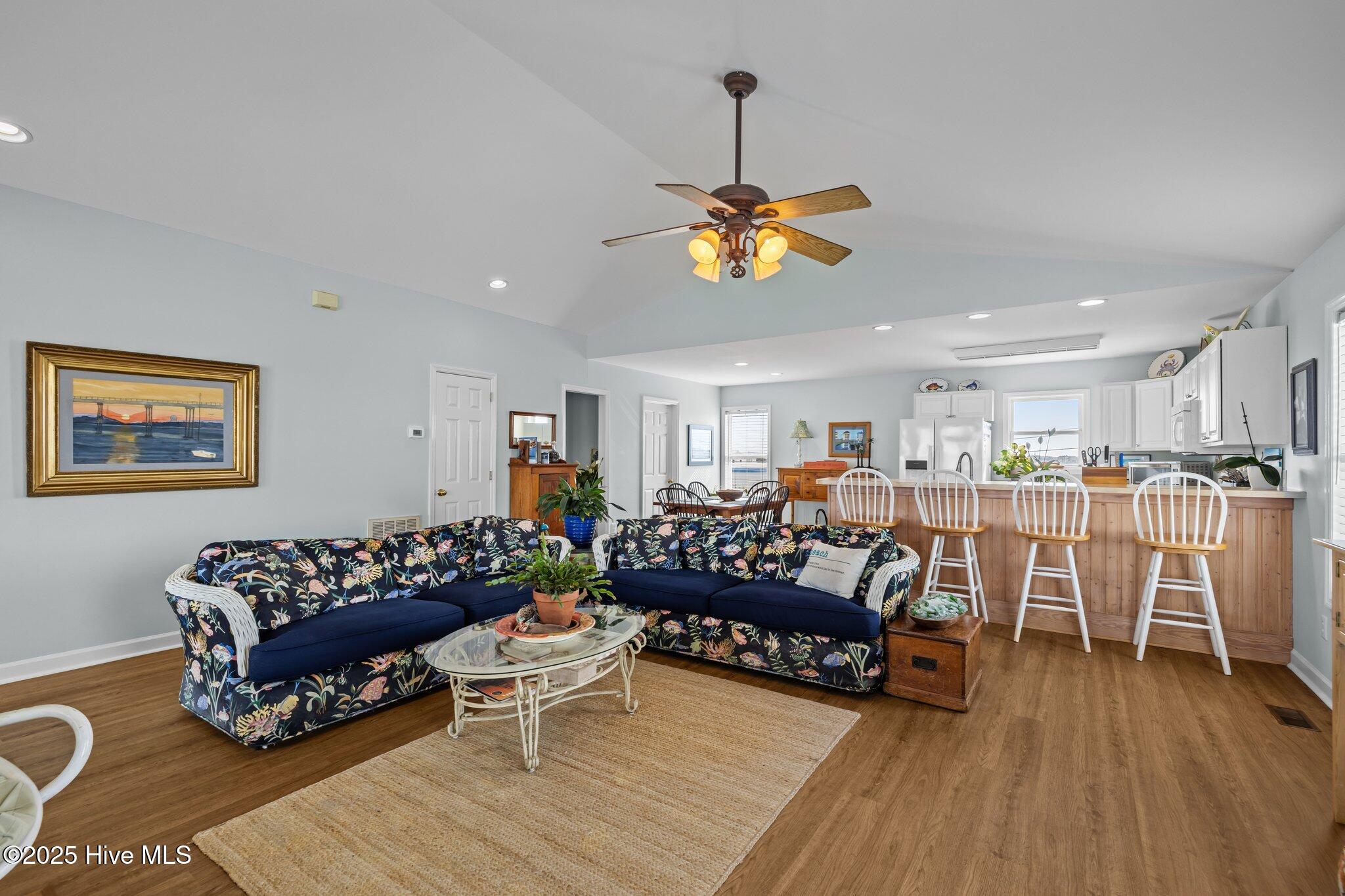 108 N Kinston Avenue,Atlantic Beach
