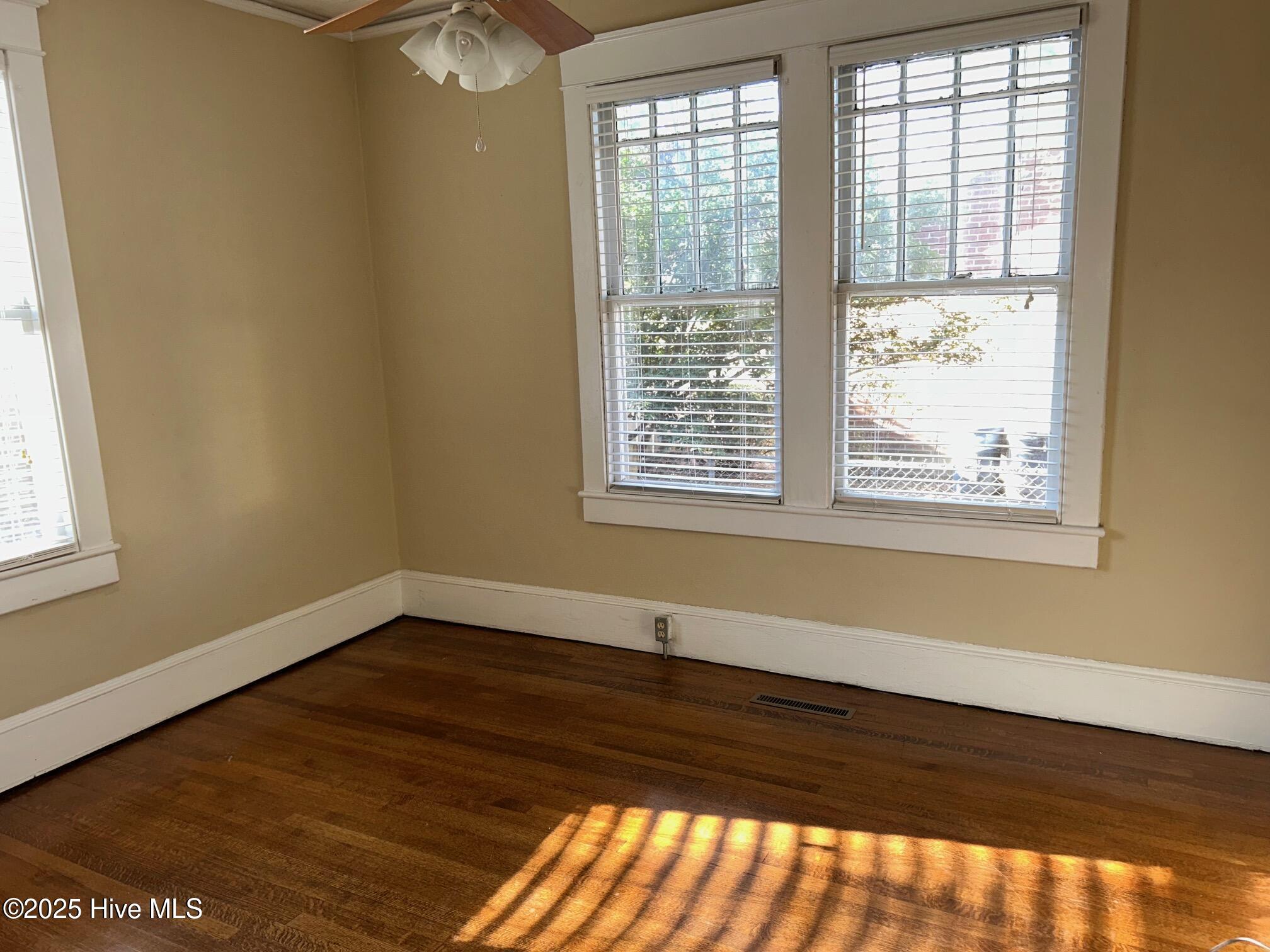 Exterior photo of 409 Biltmore Street, Greenville, NC 27858. MLS: 100586868