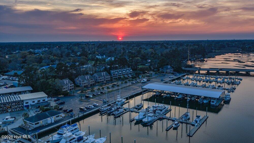 100562506 | Photo 37