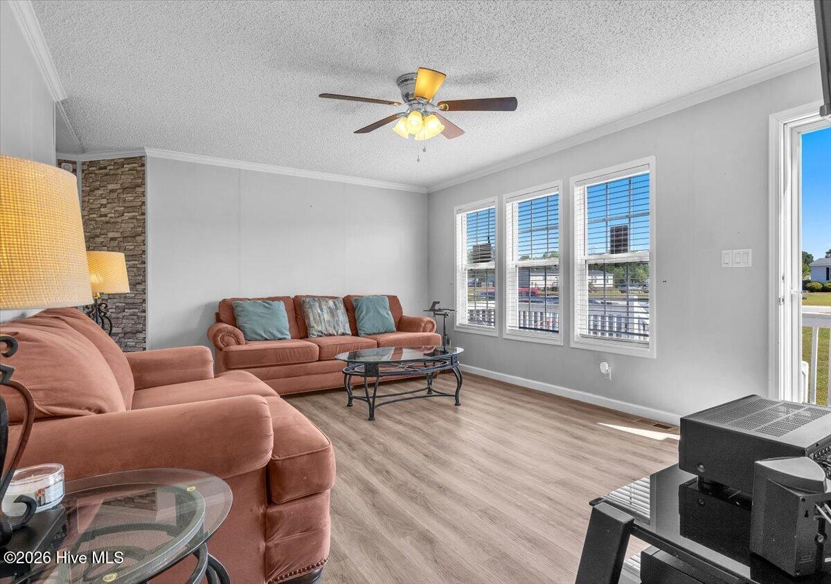 100569574 | Photo 10