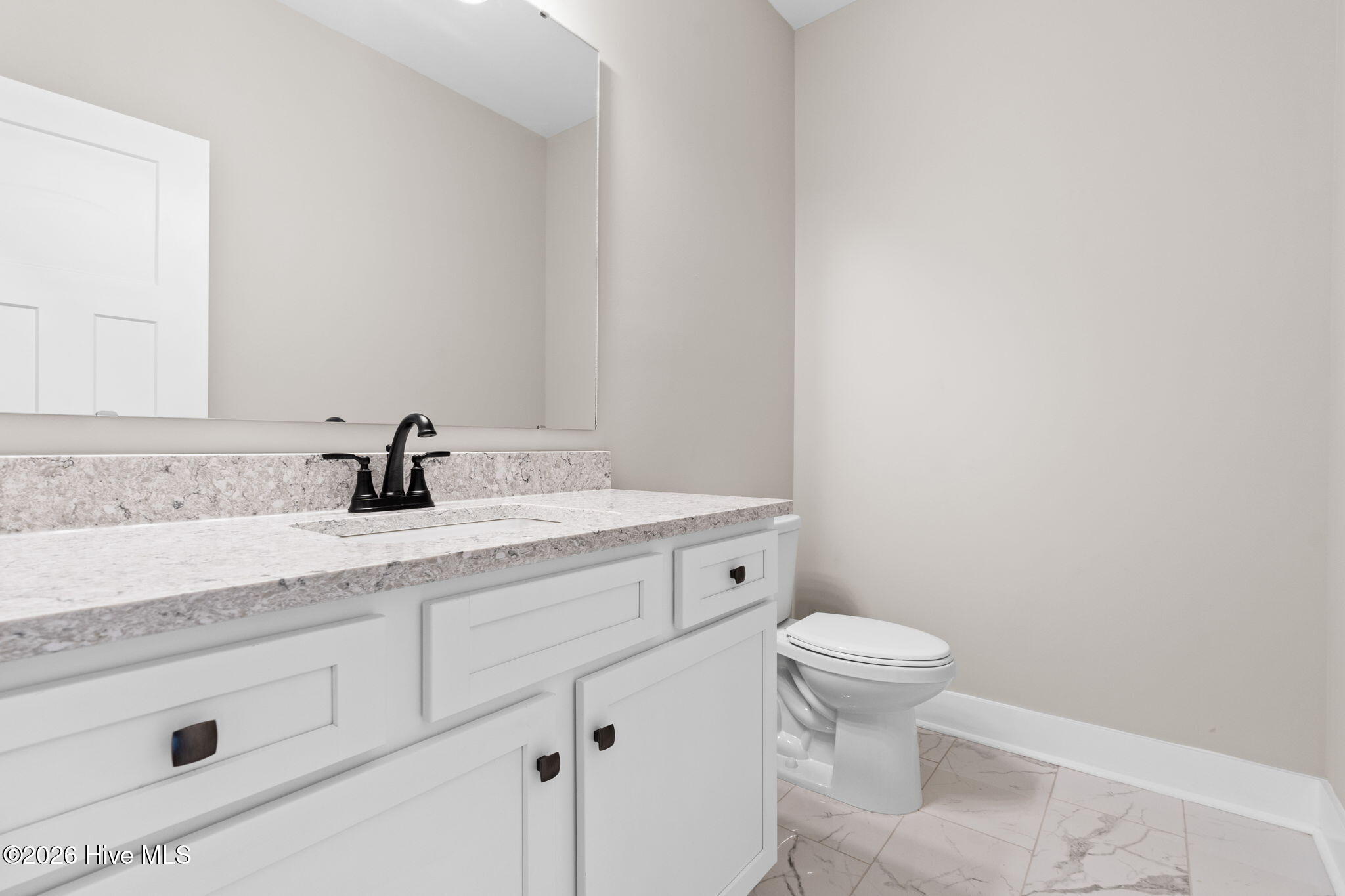 100537581 | Photo 53