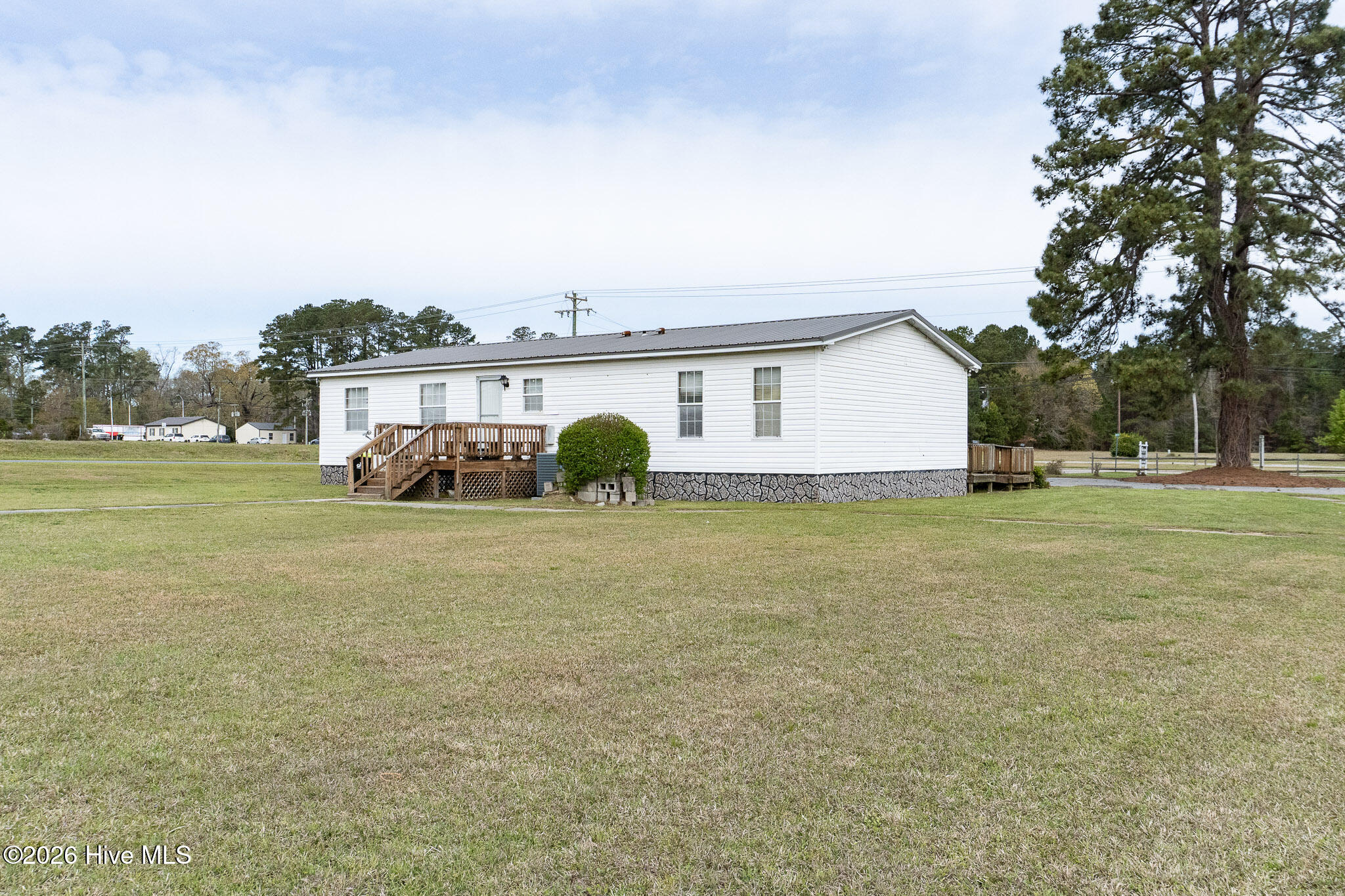 100561014 | Photo 19