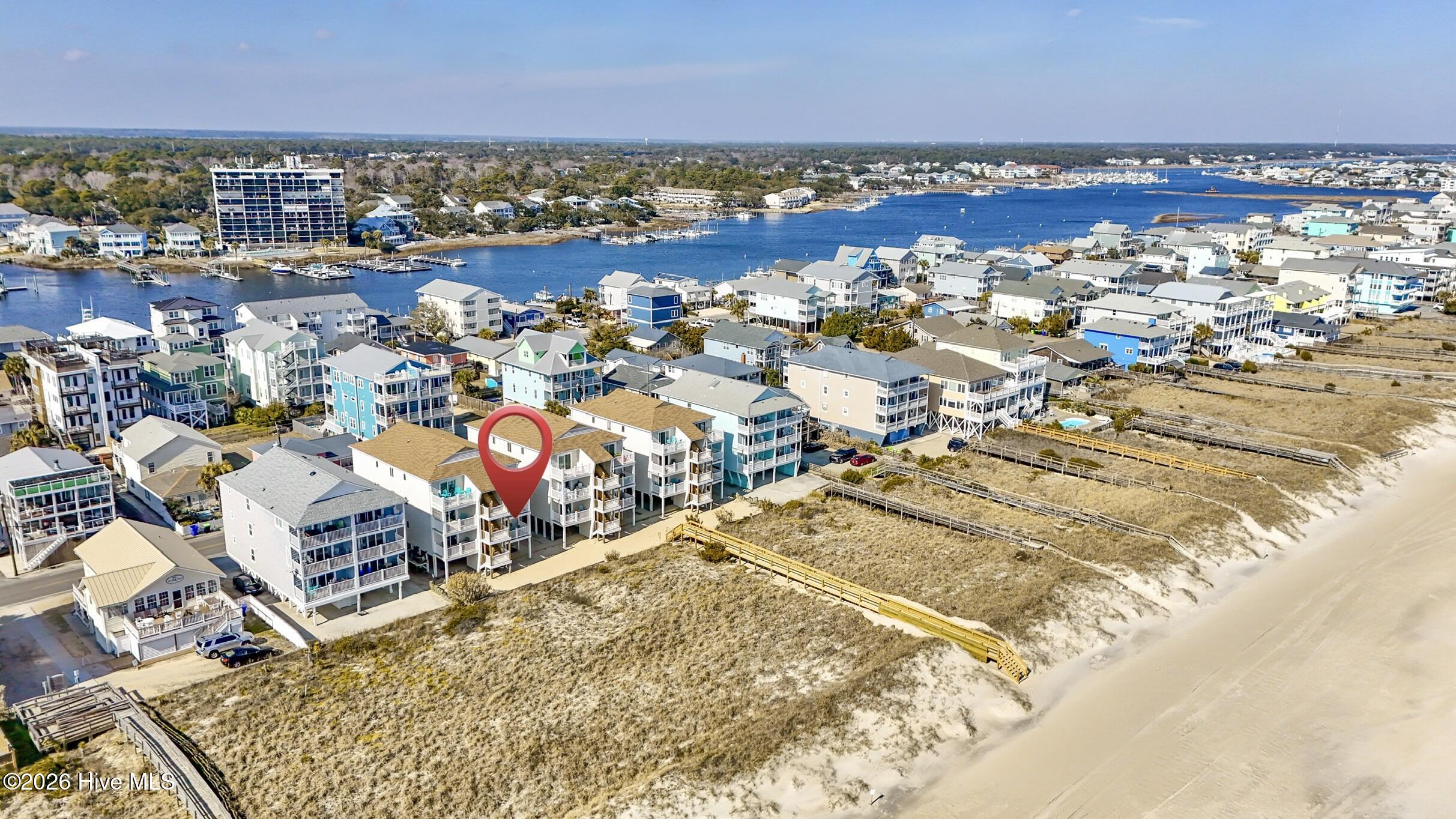 100553998 | Photo 38