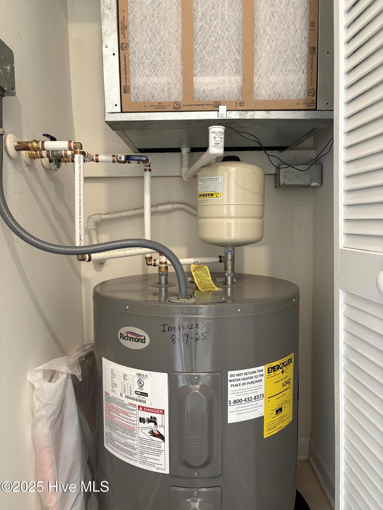 100542567 | Photo 65