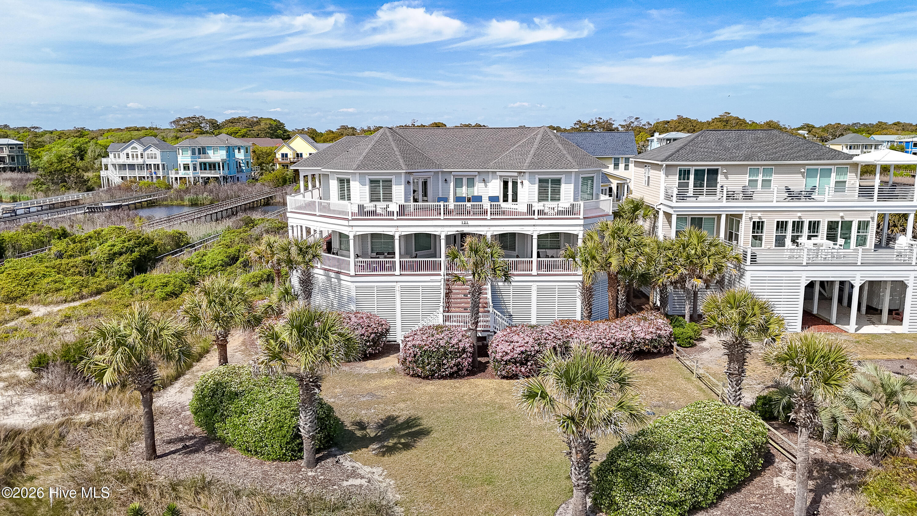 100567897 | Photo 99