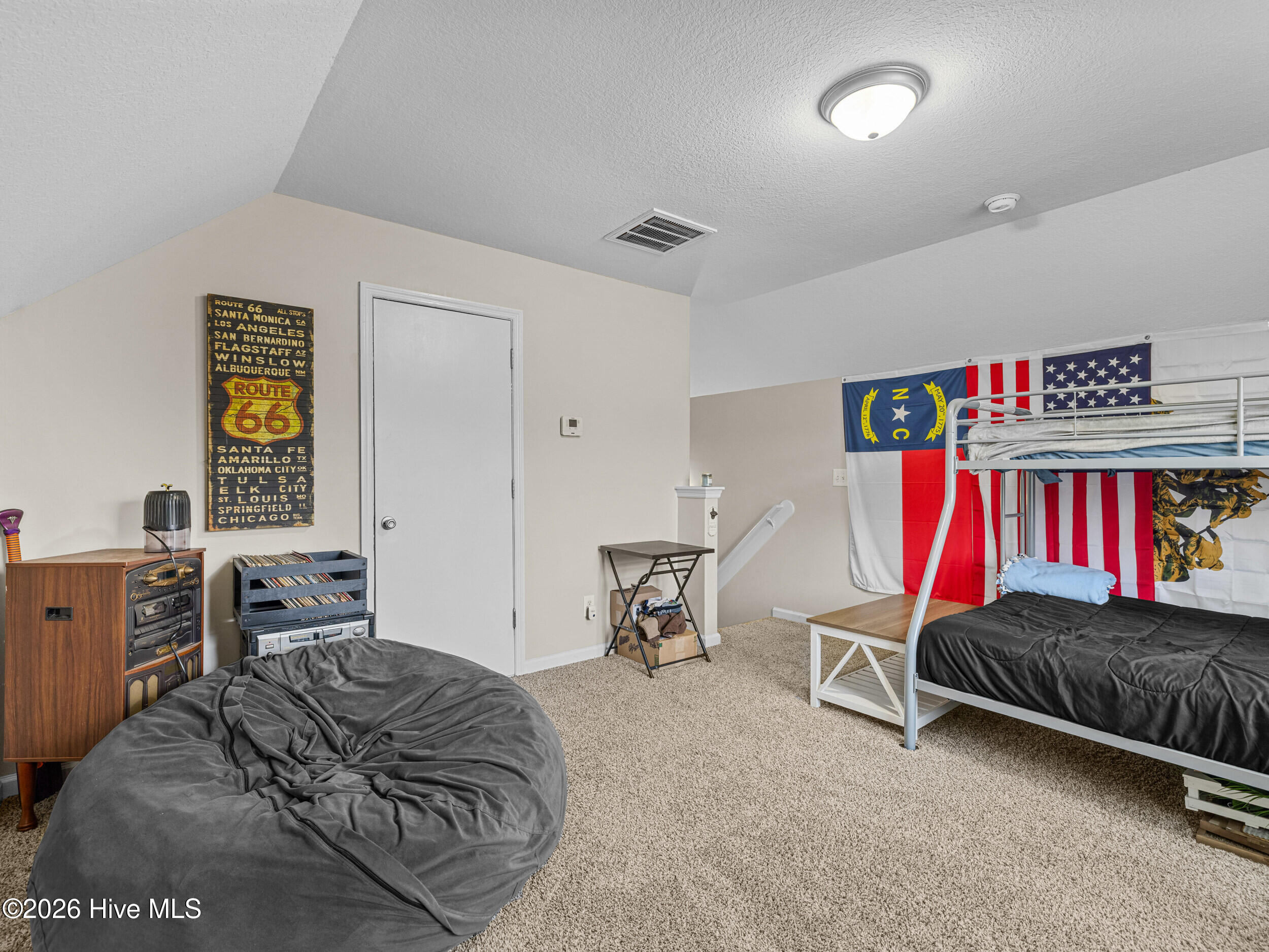 100558064 | Photo 31