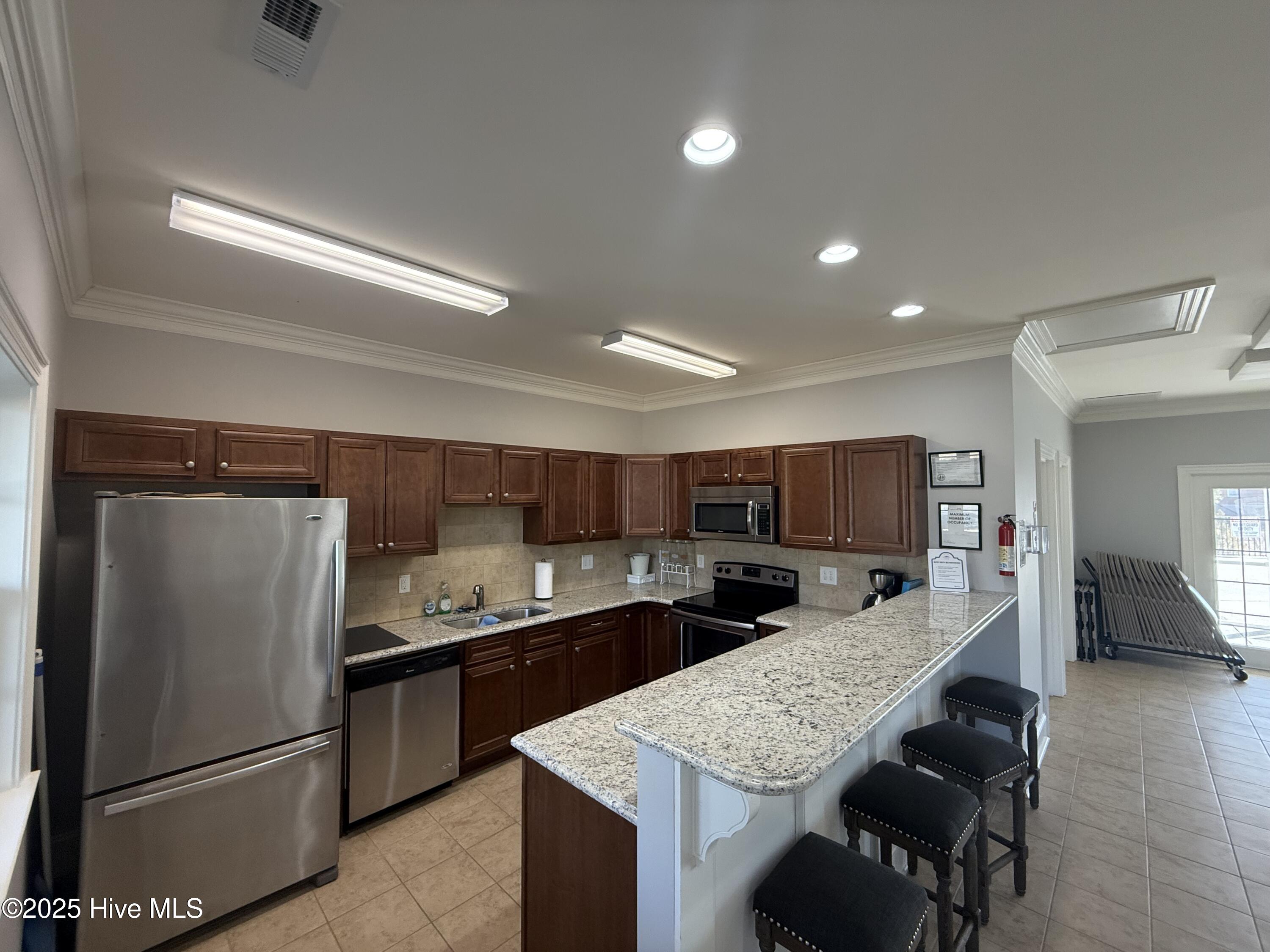 820 211 Southern Plantation Drive N,Oriental