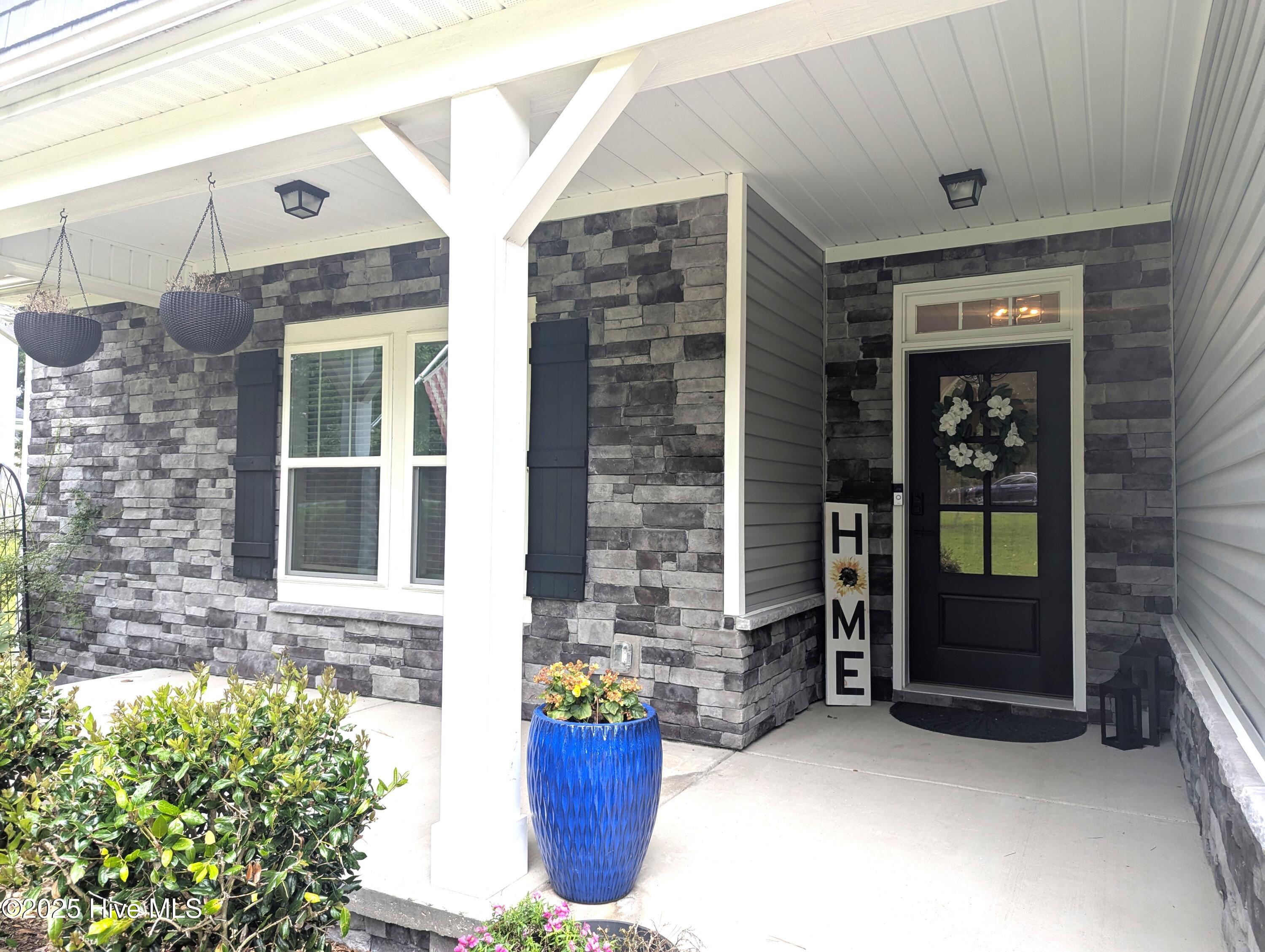 Photo 2 of Single family home for sale at 409 Mountain Run Rd, West End, NC 27376 | MLS# 100575394 | Listing updated on 2026-08-31