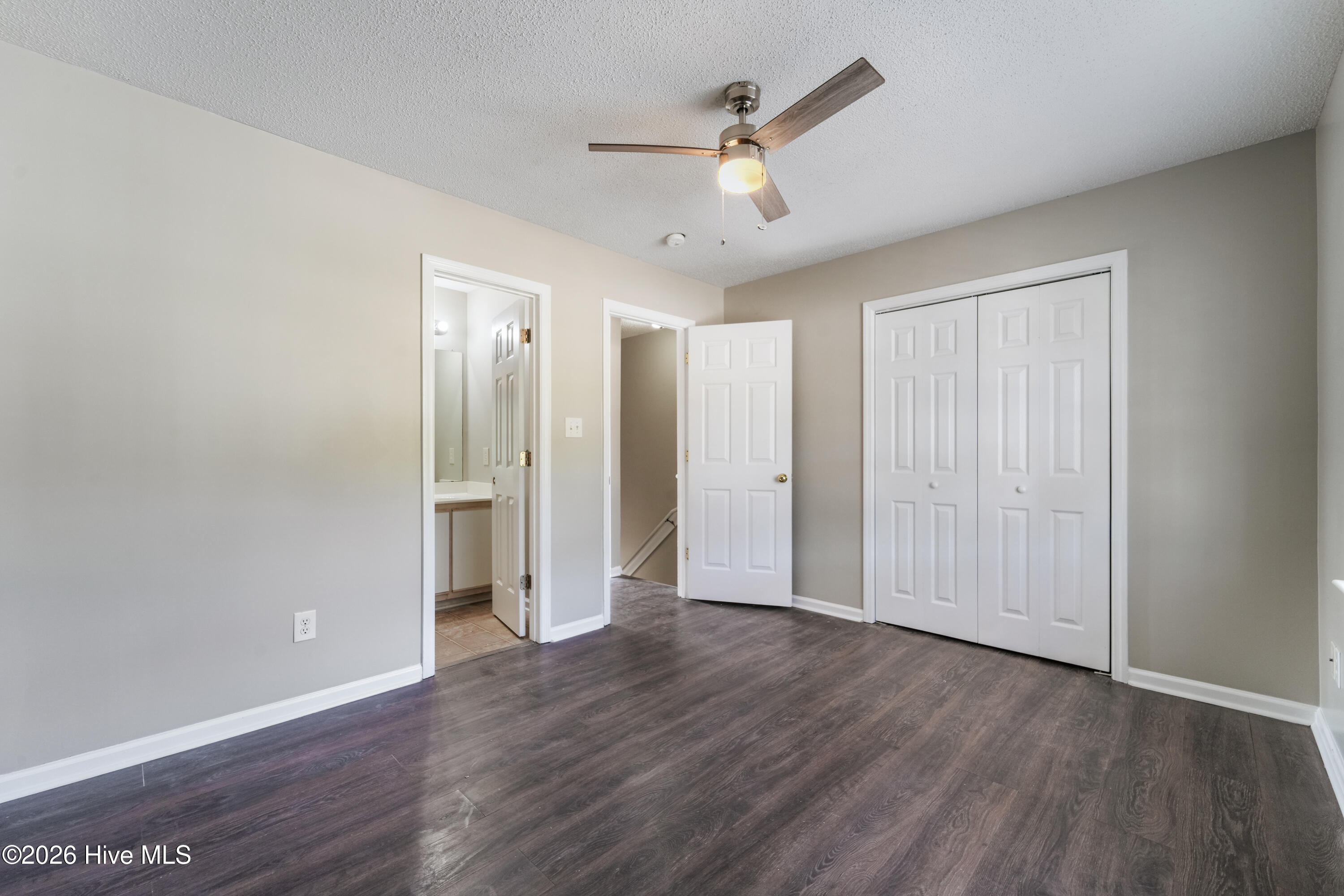 100564066 | Photo 10