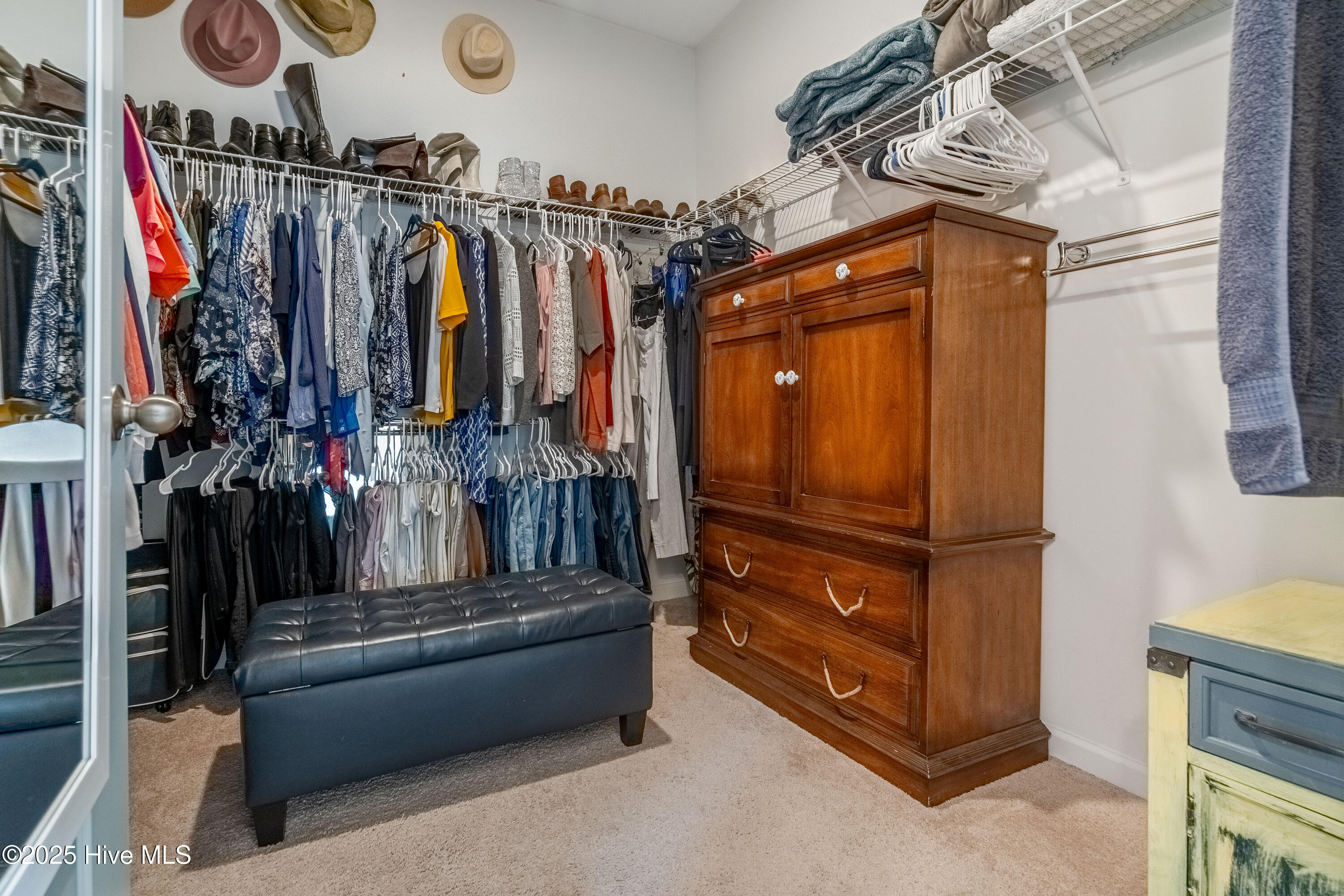 100541671 | Photo 31