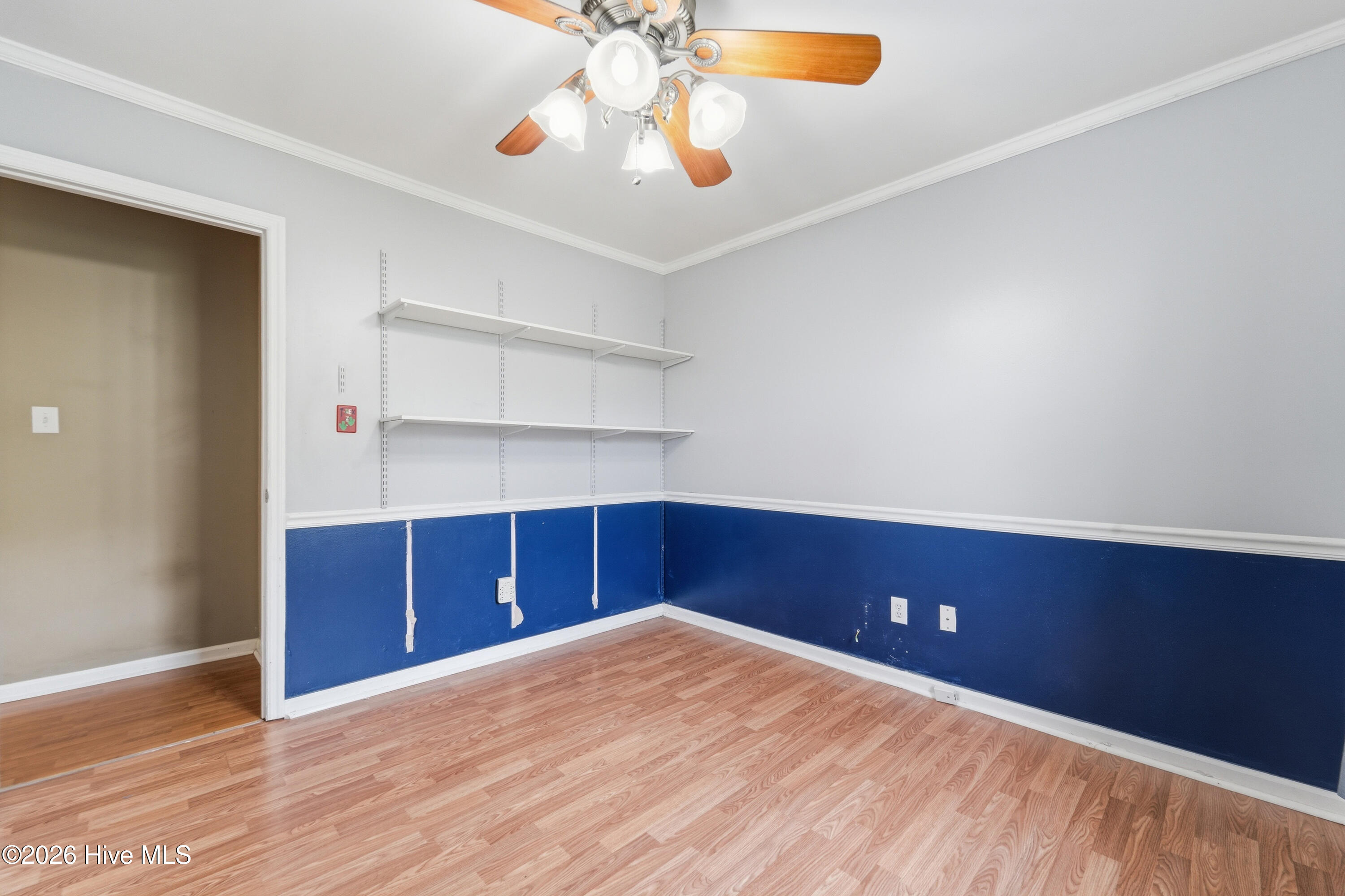 100559067 | Photo 43