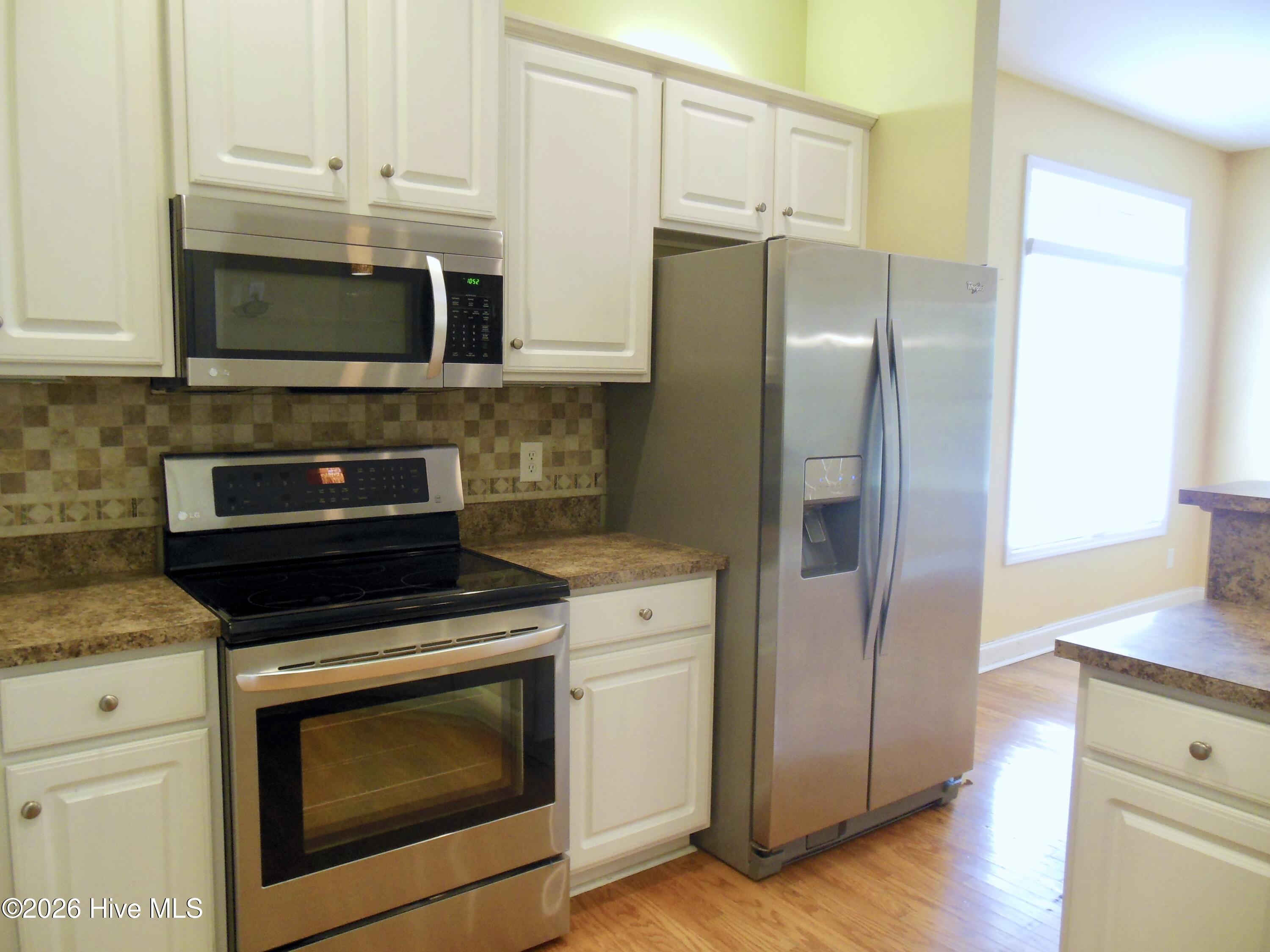 100570032 | Photo 10