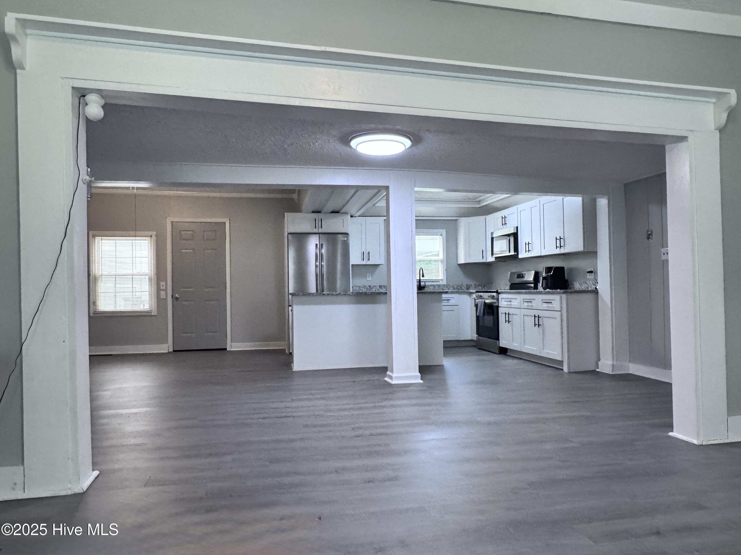 100555801 | Photo 20