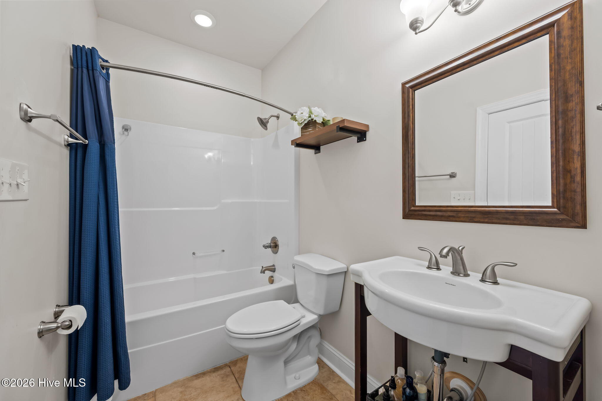 100562533 | Photo 29