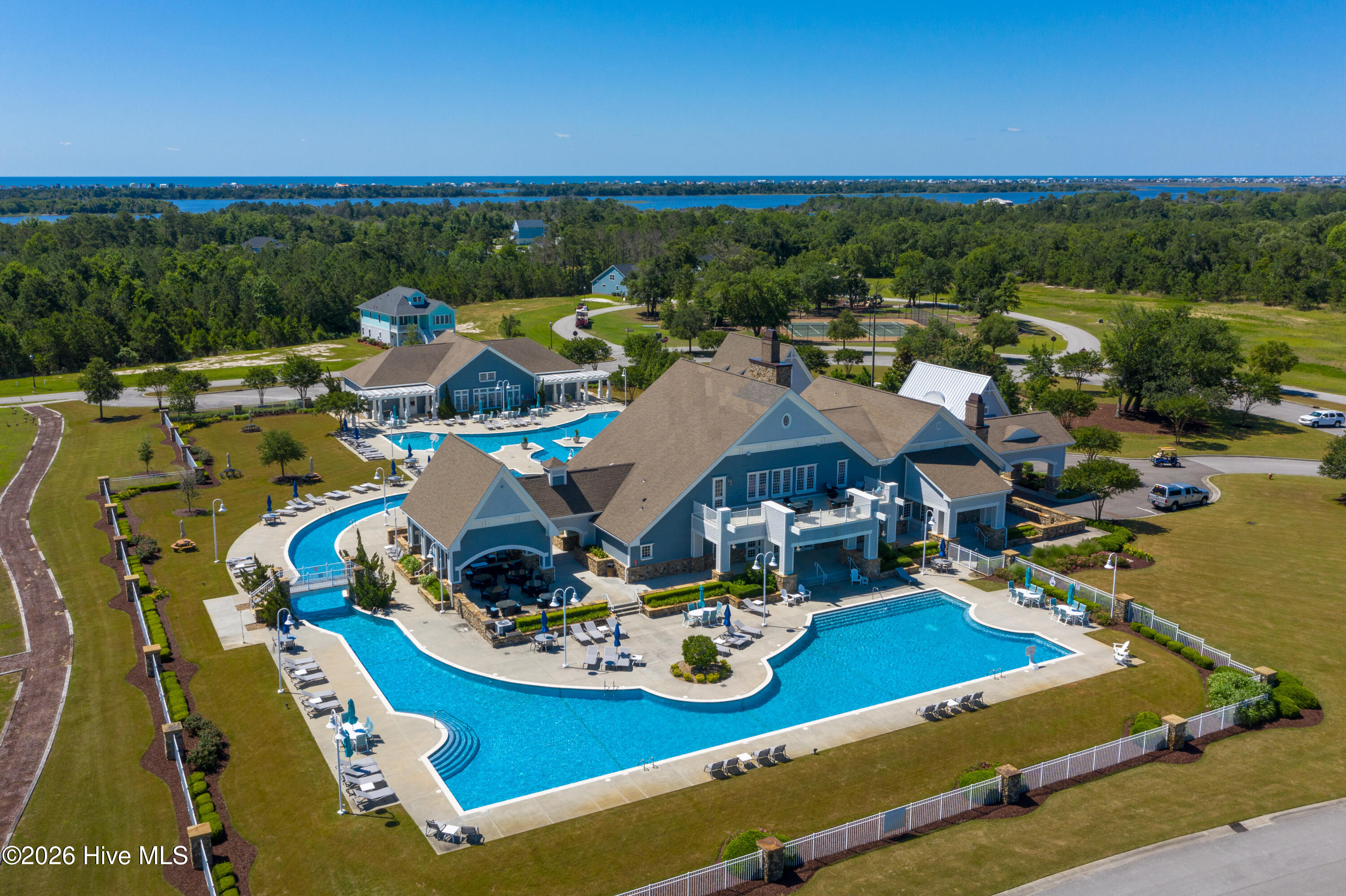 100552112 | Photo 48