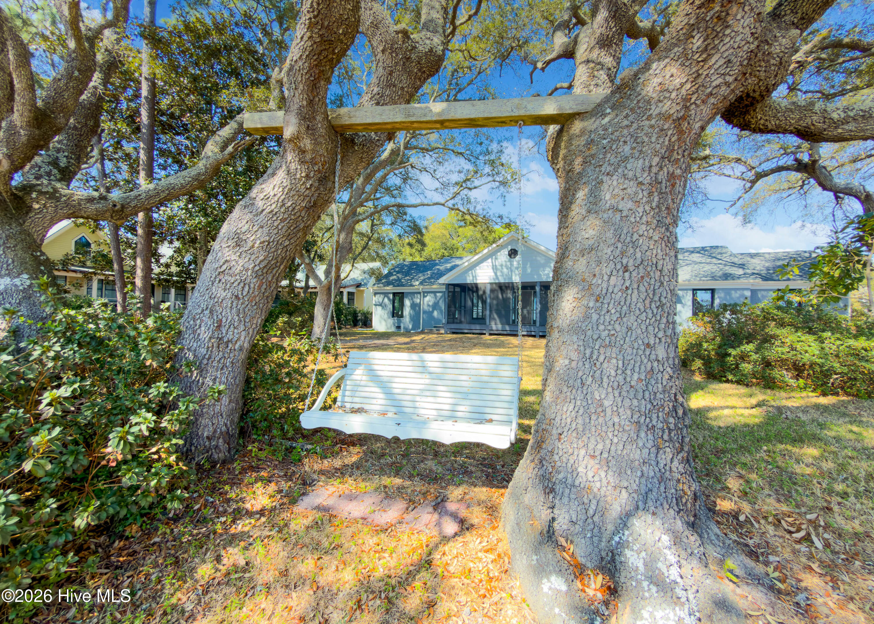 100559476 | Photo 40