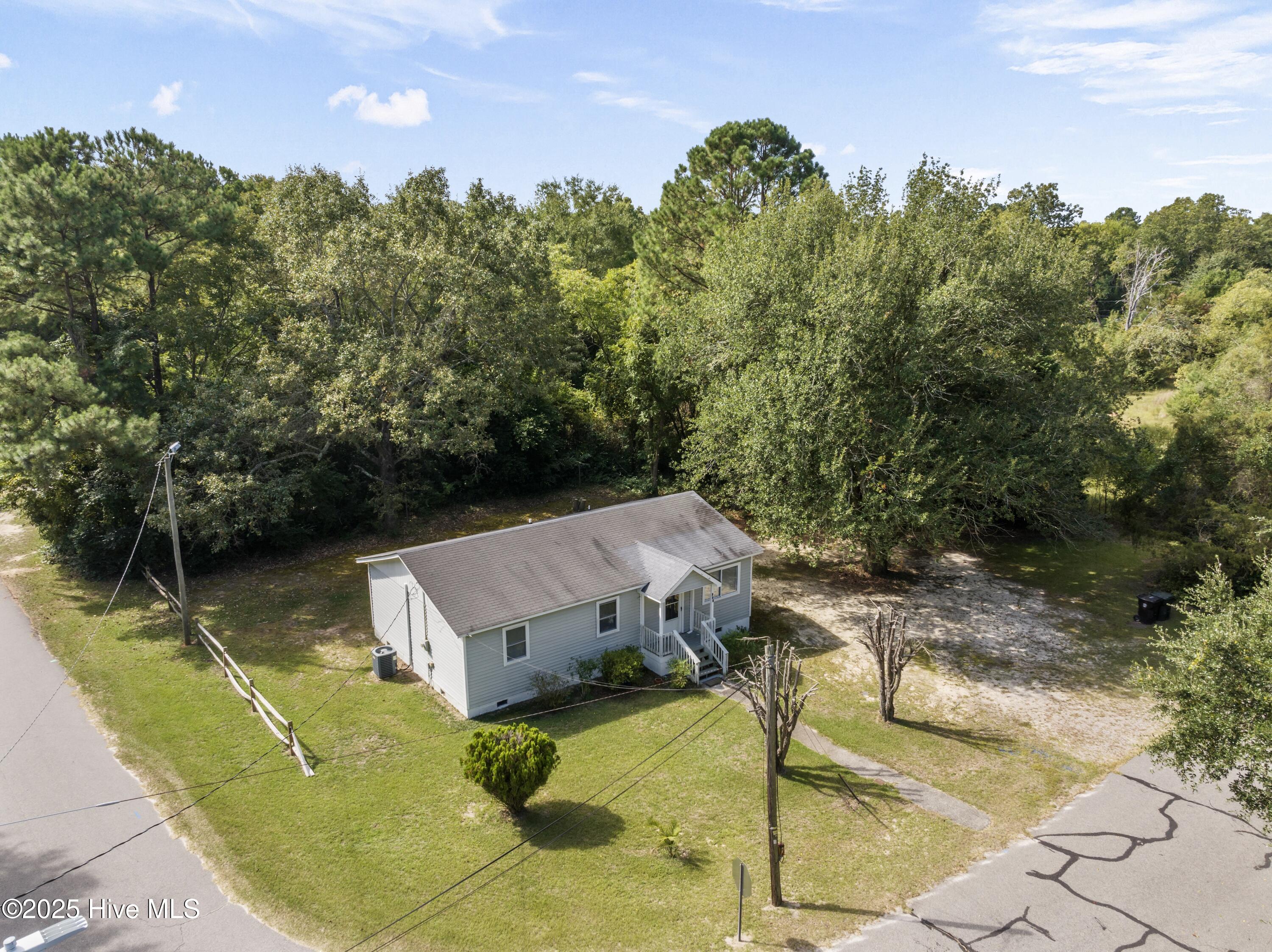 Homes for sale in Aberdeen, NC | 104 James St, Aberdeen, NC 28315 | MLS# 100531270