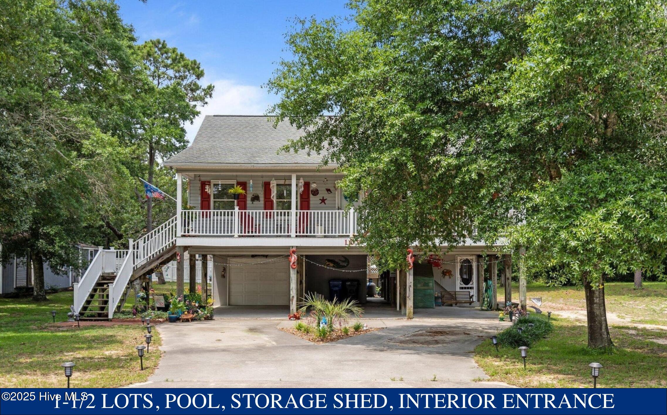 109 NE 1st Street with owrding