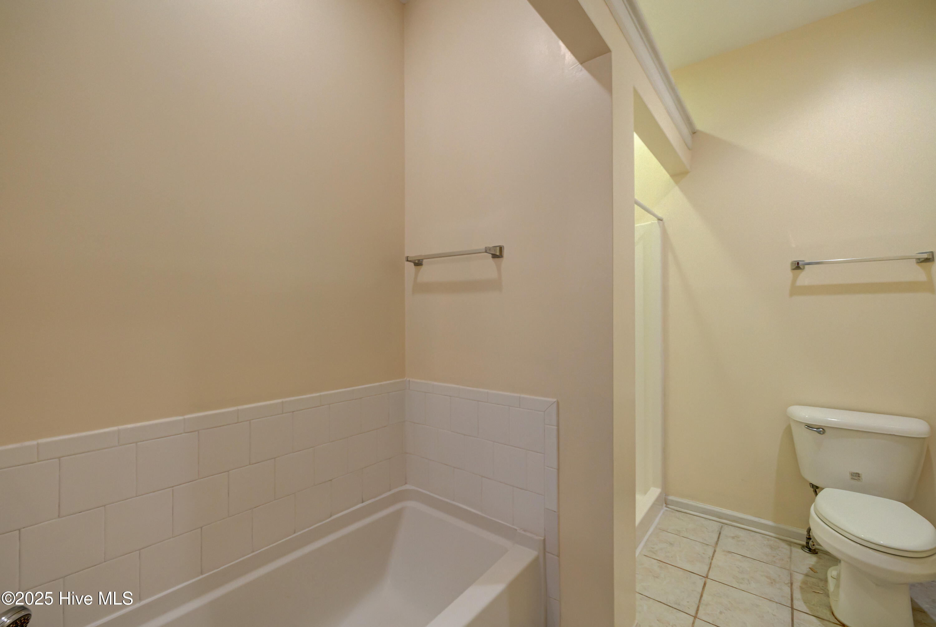 100567559 | Photo 24