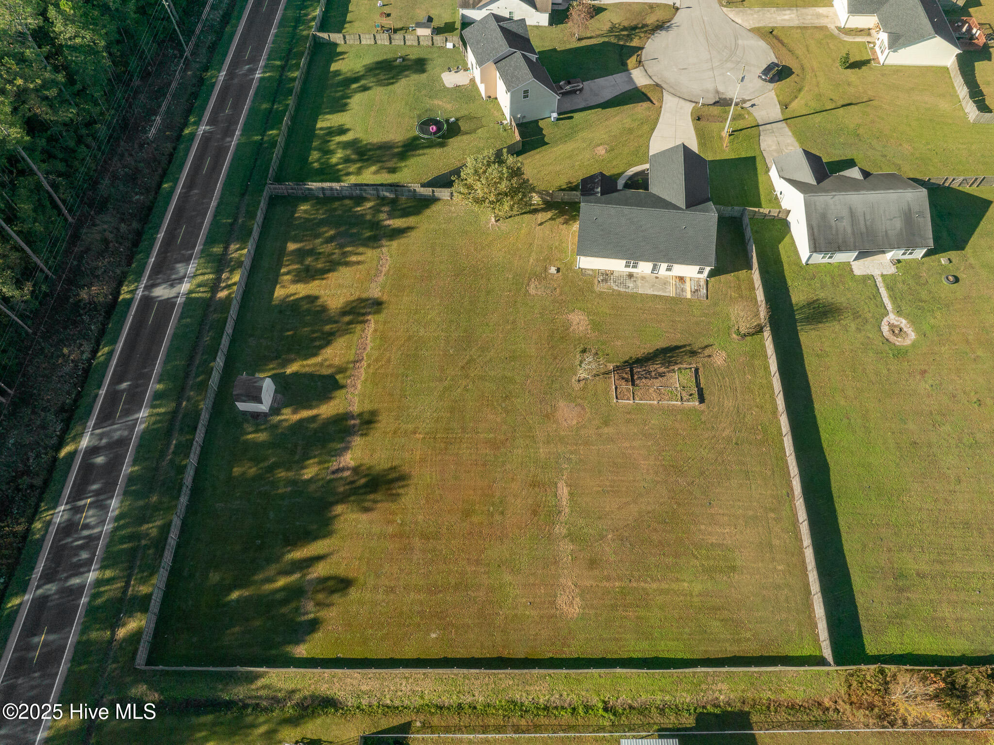 100539227 | Photo 43