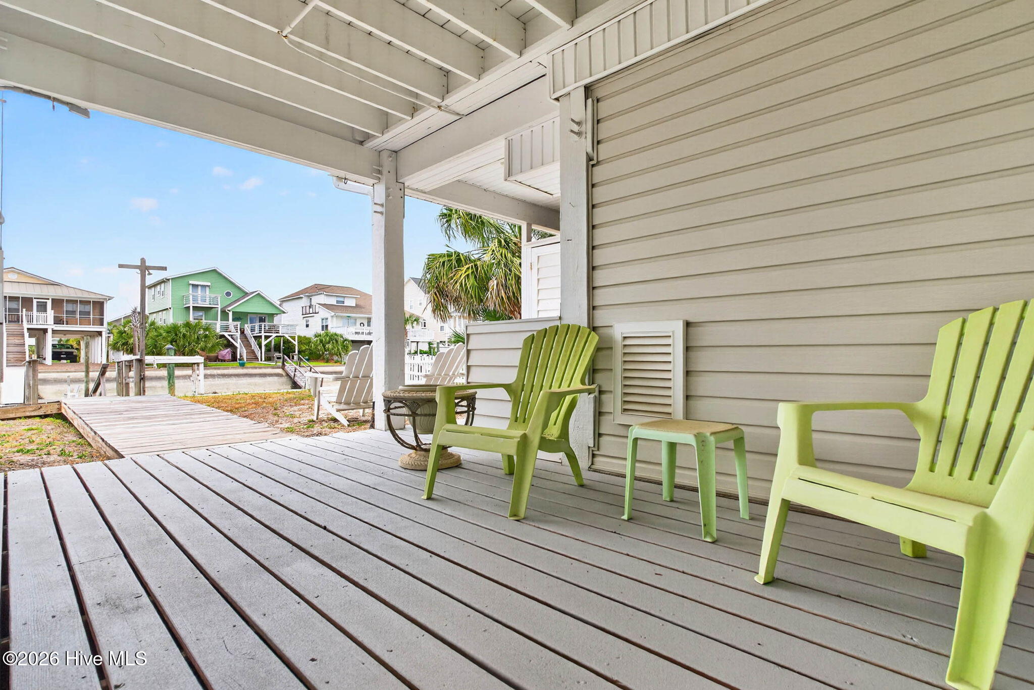 100570658 | Photo 55