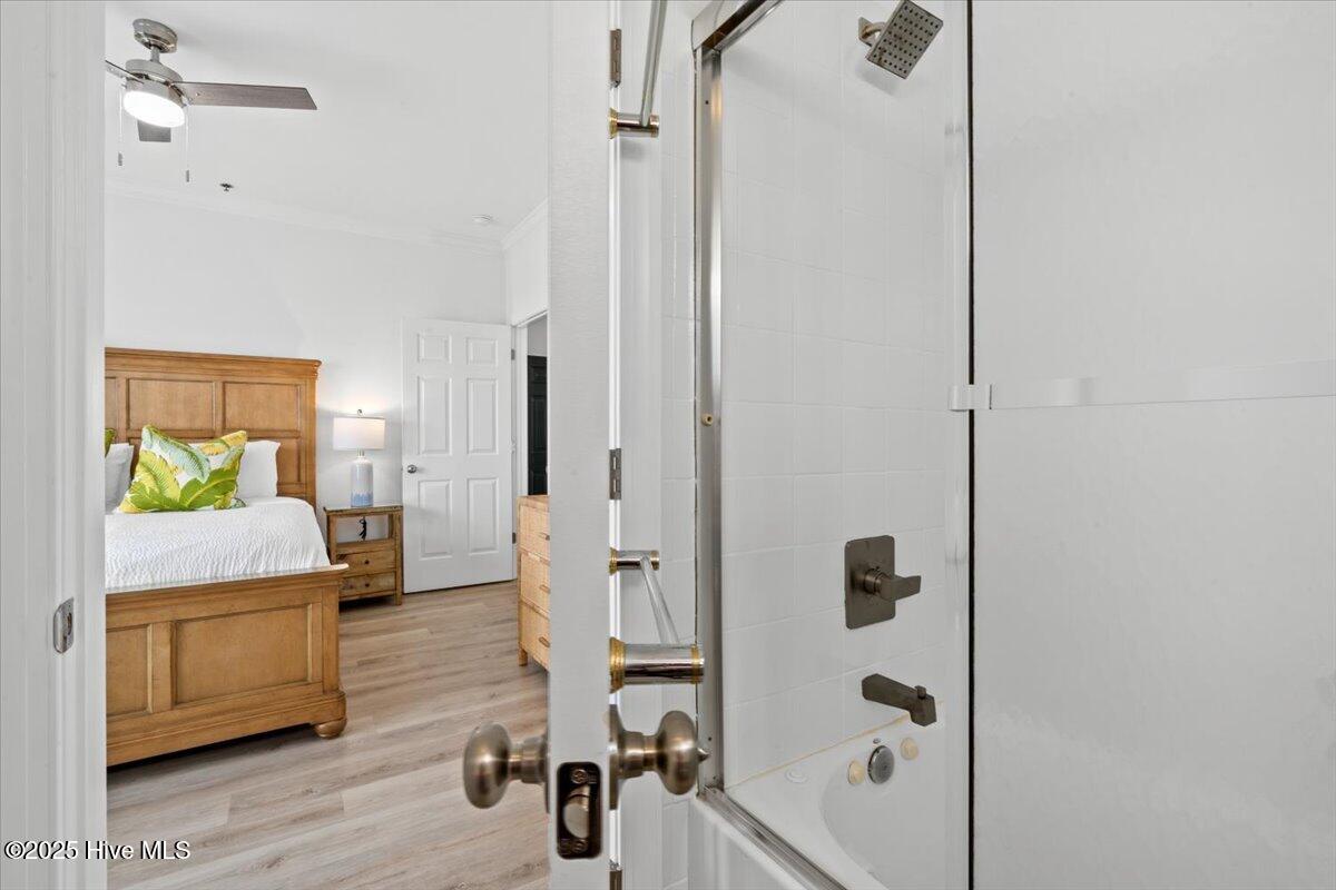 100540998 | Photo 23