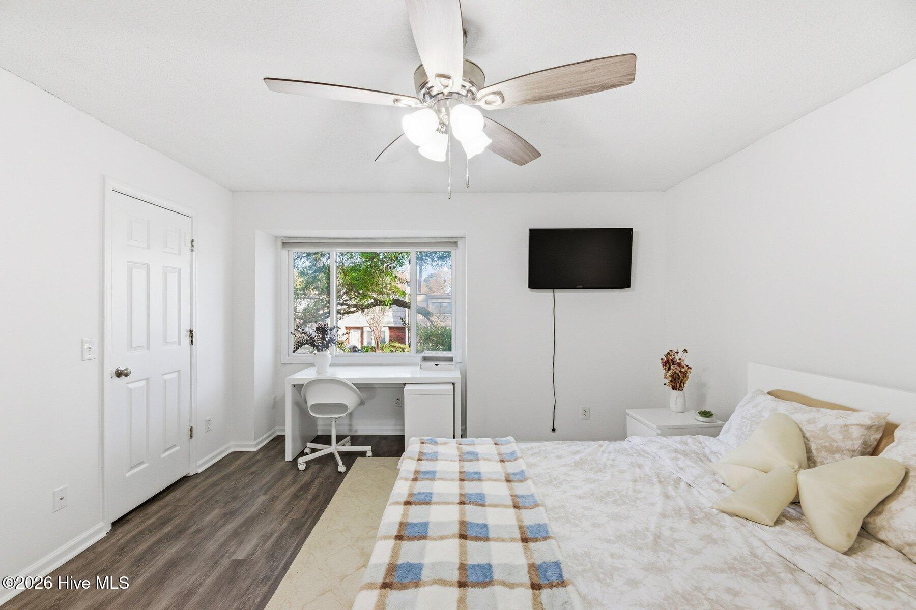 100564632 | Photo 12