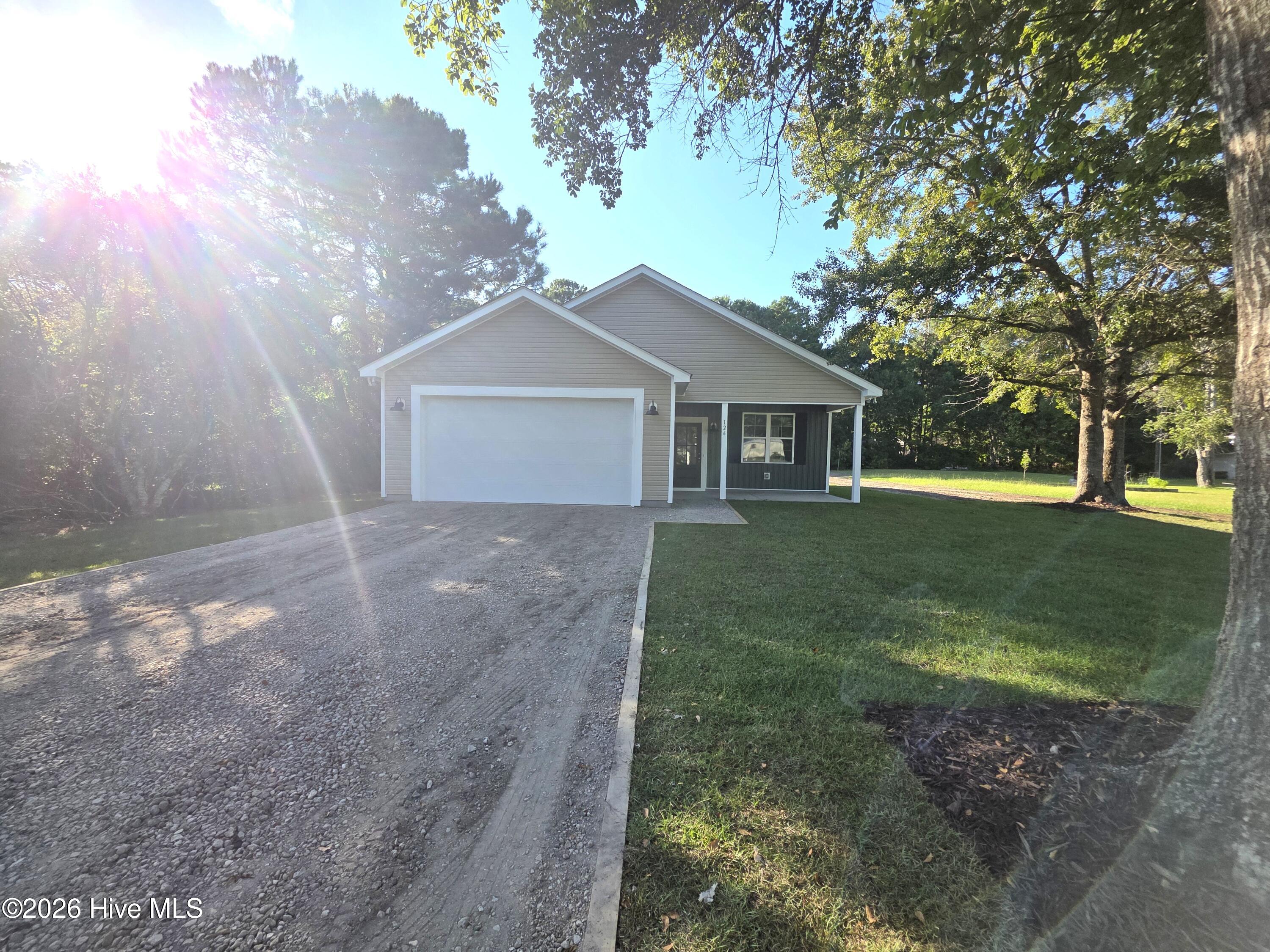126 Kathy Street, Sneads Ferry, NC 28460 – photo 2