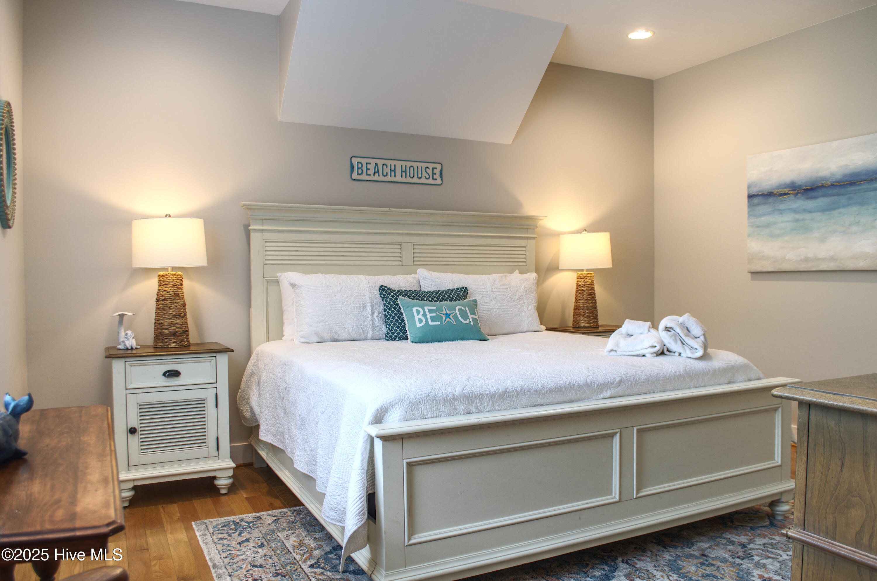 100526777 | Photo 33