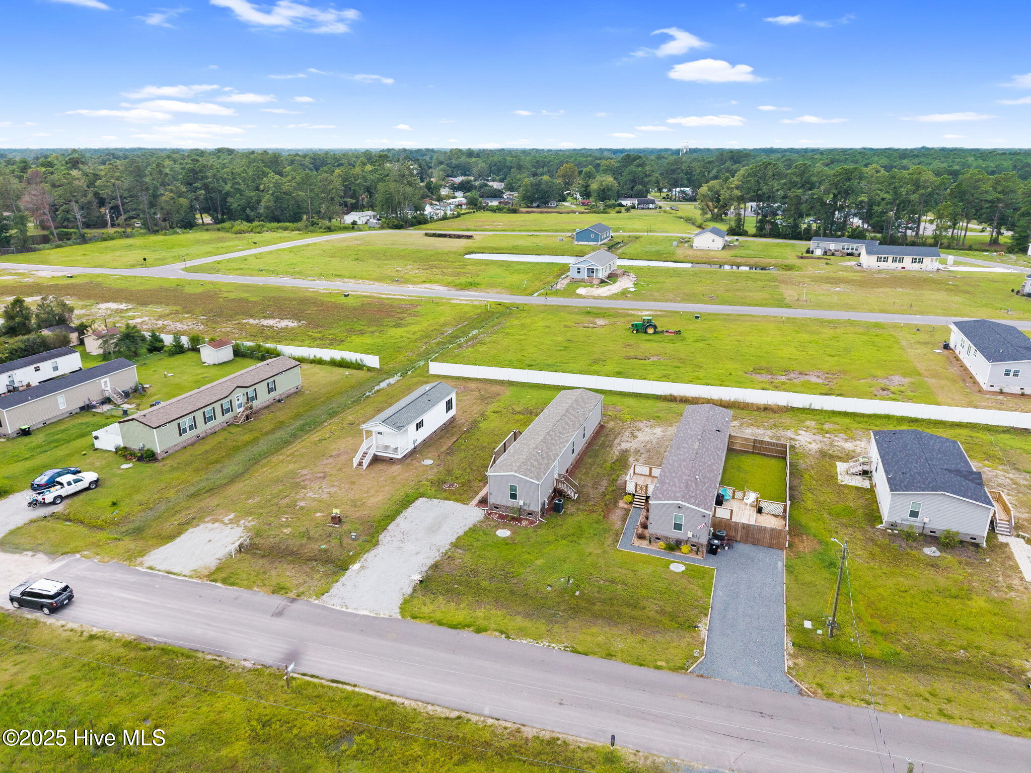 100526745 | Photo 29