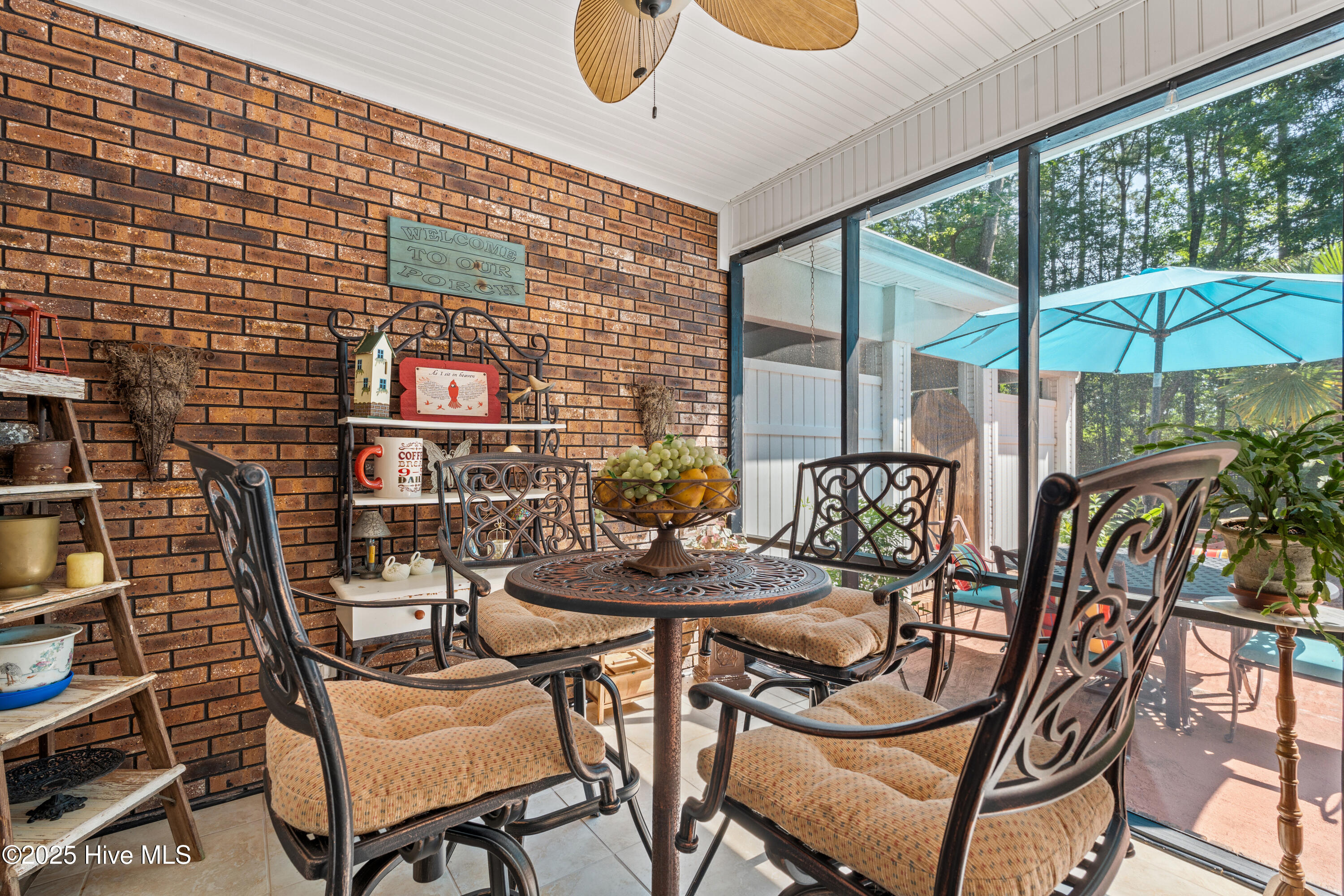 100515371 | Photo 21