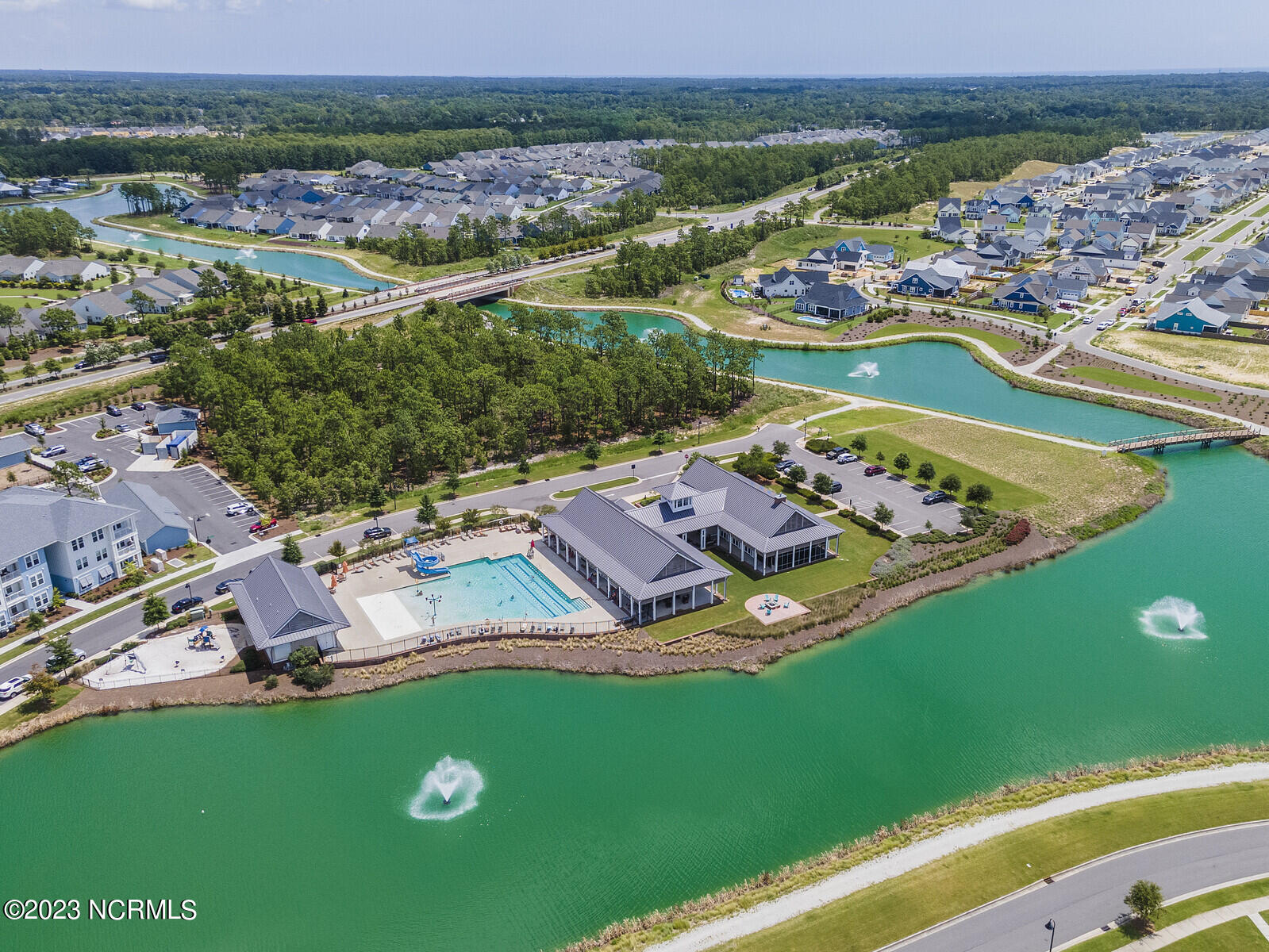 100547954 | Photo 39