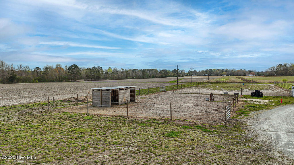 1560 White Oak River Road,Maysville
