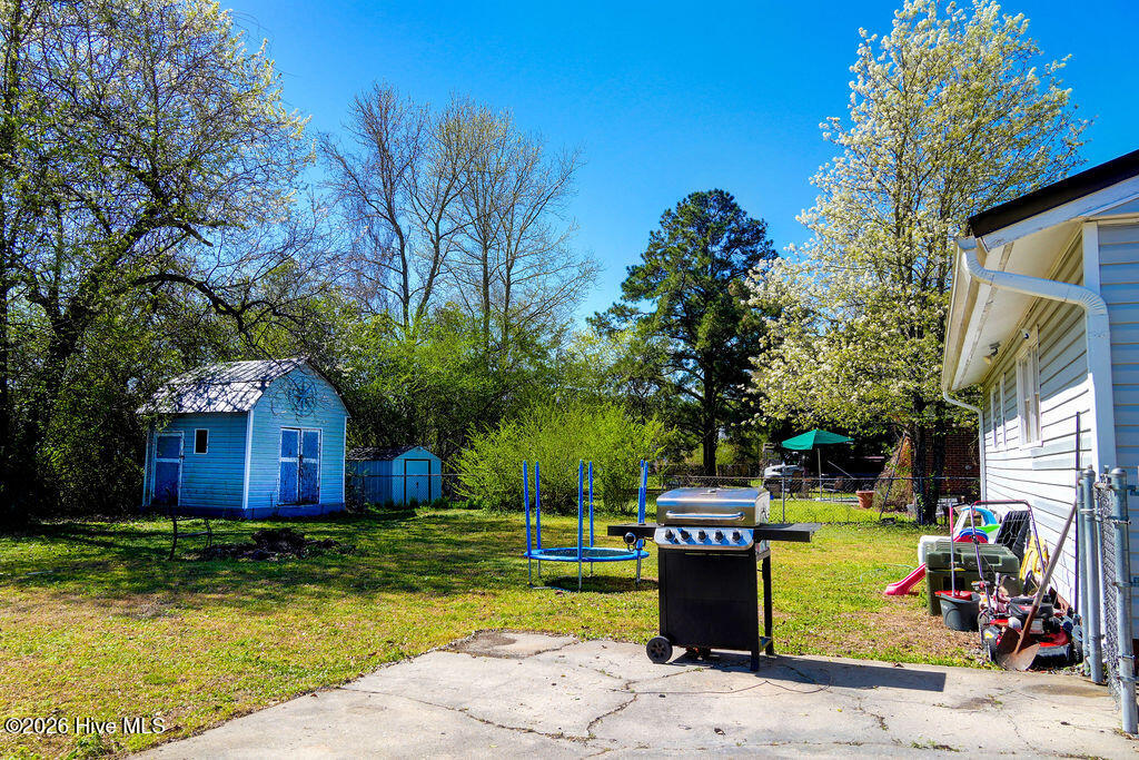 100560731 | Photo 28