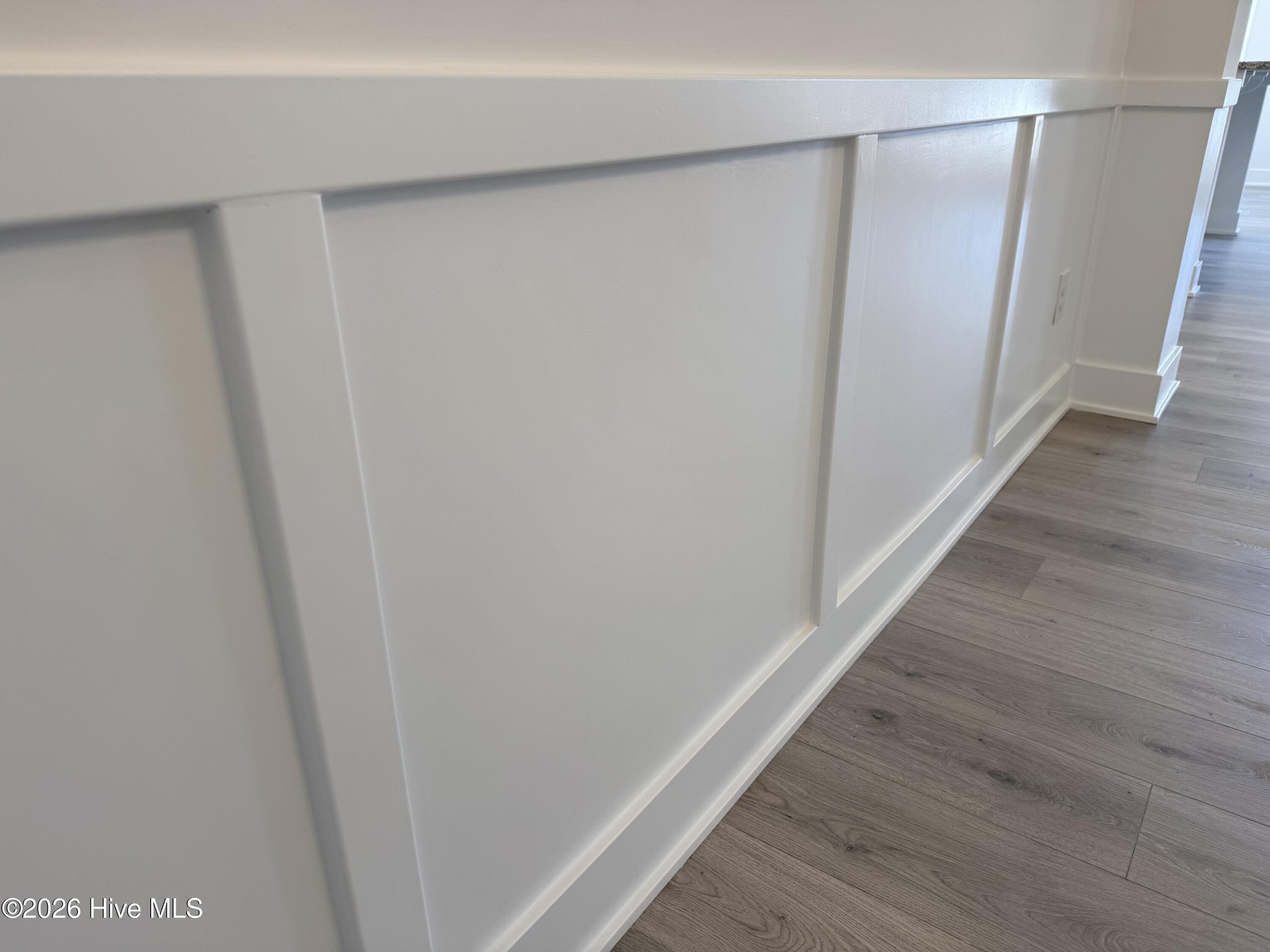 100546686 | Photo 12