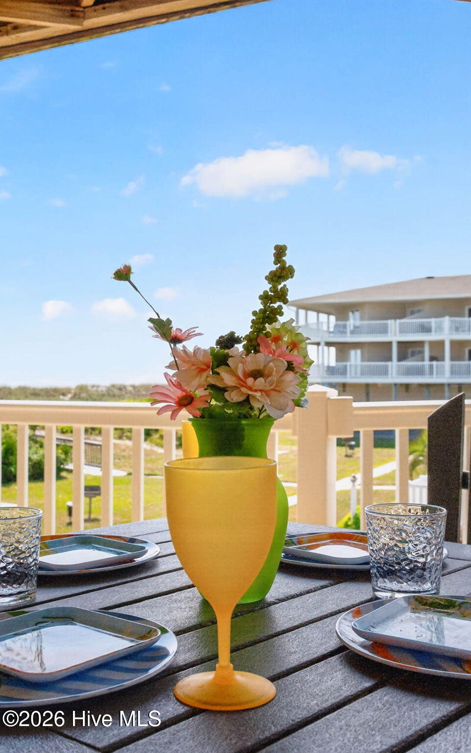 100570514 | Photo 24