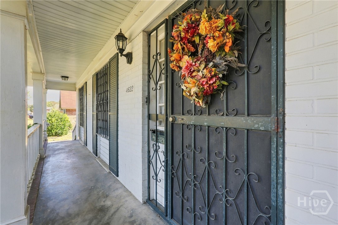 Photo 3 of Single family home for sale at 4622 Lanier Dr, Savannah, GA 31405 | MLS# SA367302 | Listing updated on 2026-10-29