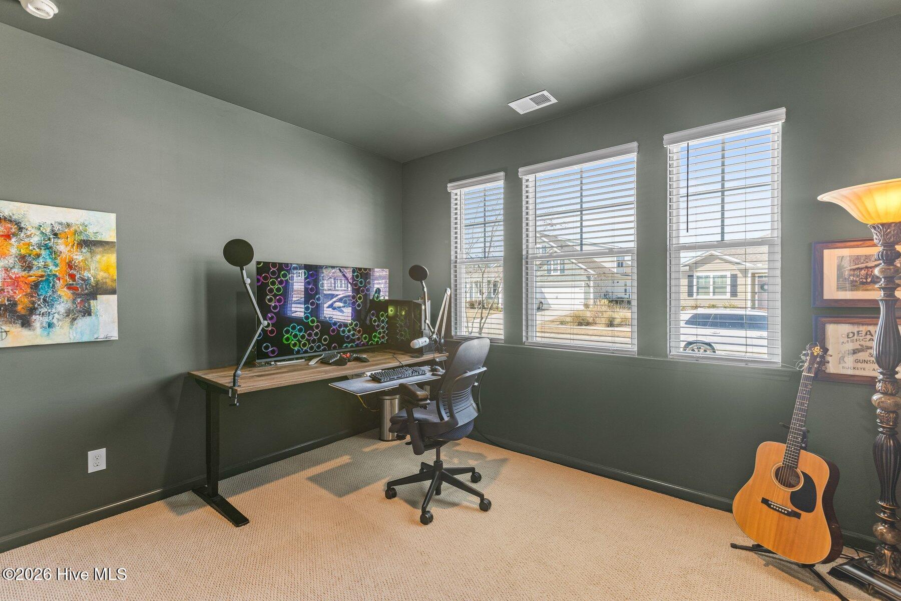 100558018 | Photo 21