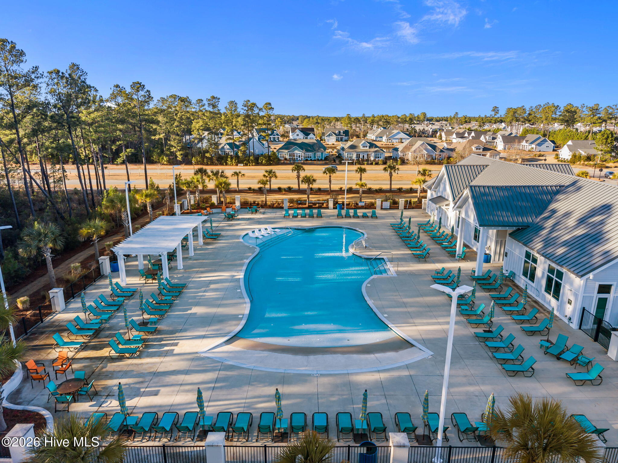 100547580 | Photo 55