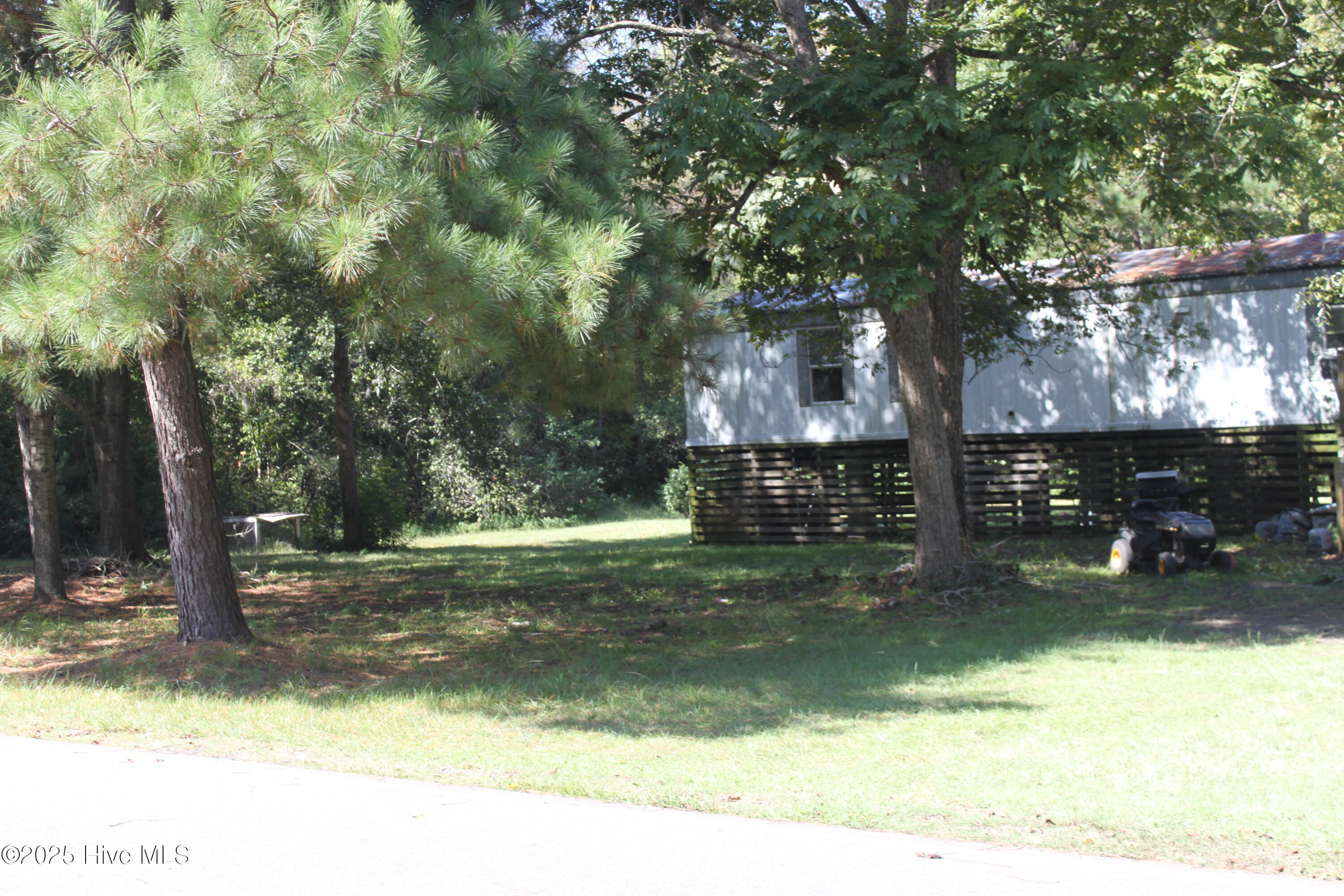 415 Cannons Ferry Road, Tyner, NC 27980