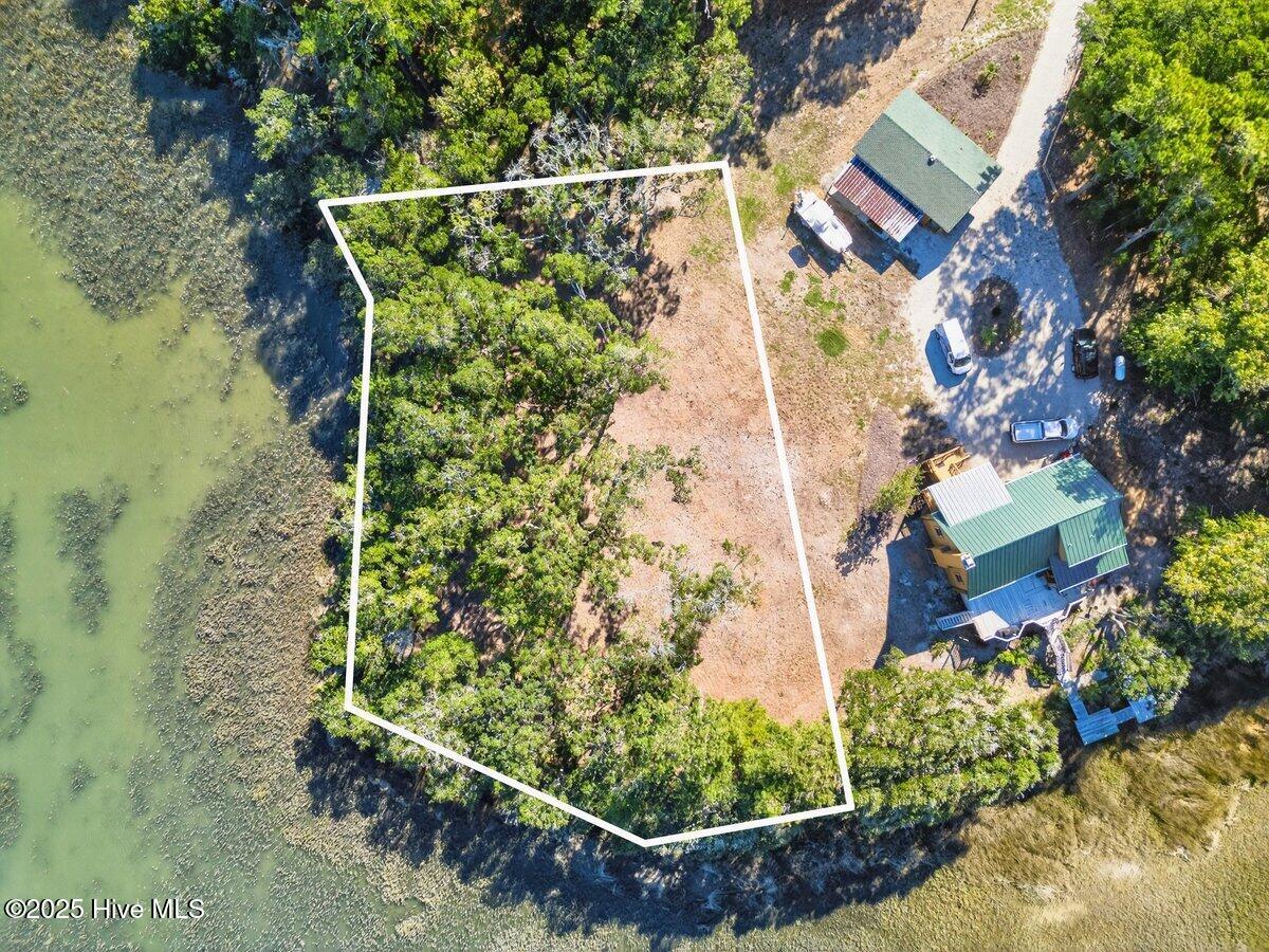 100536937 | Photo 13