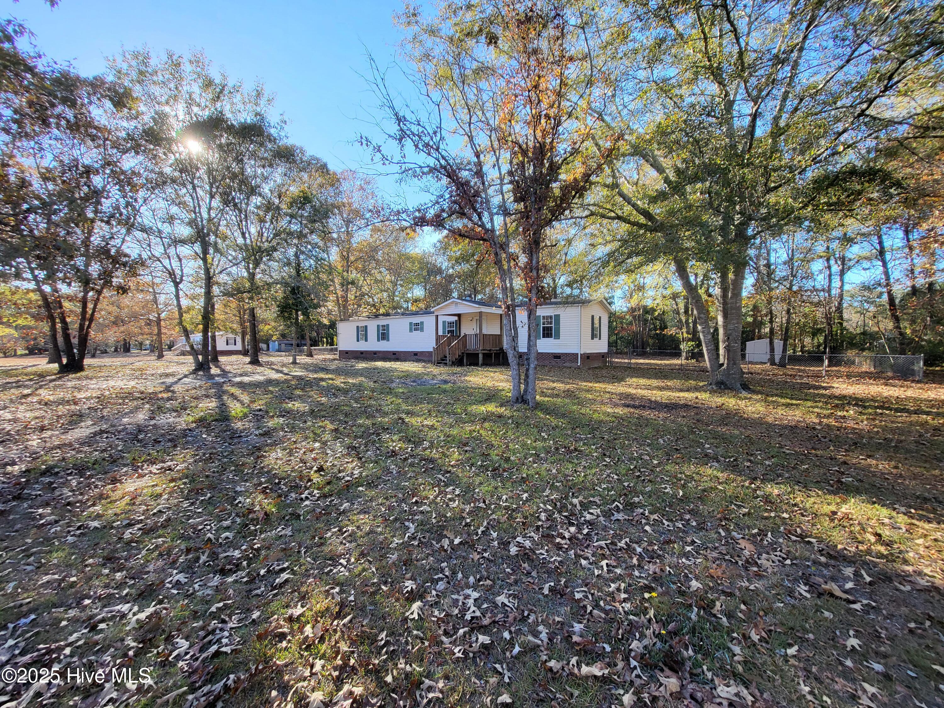 100540995 | Photo 34